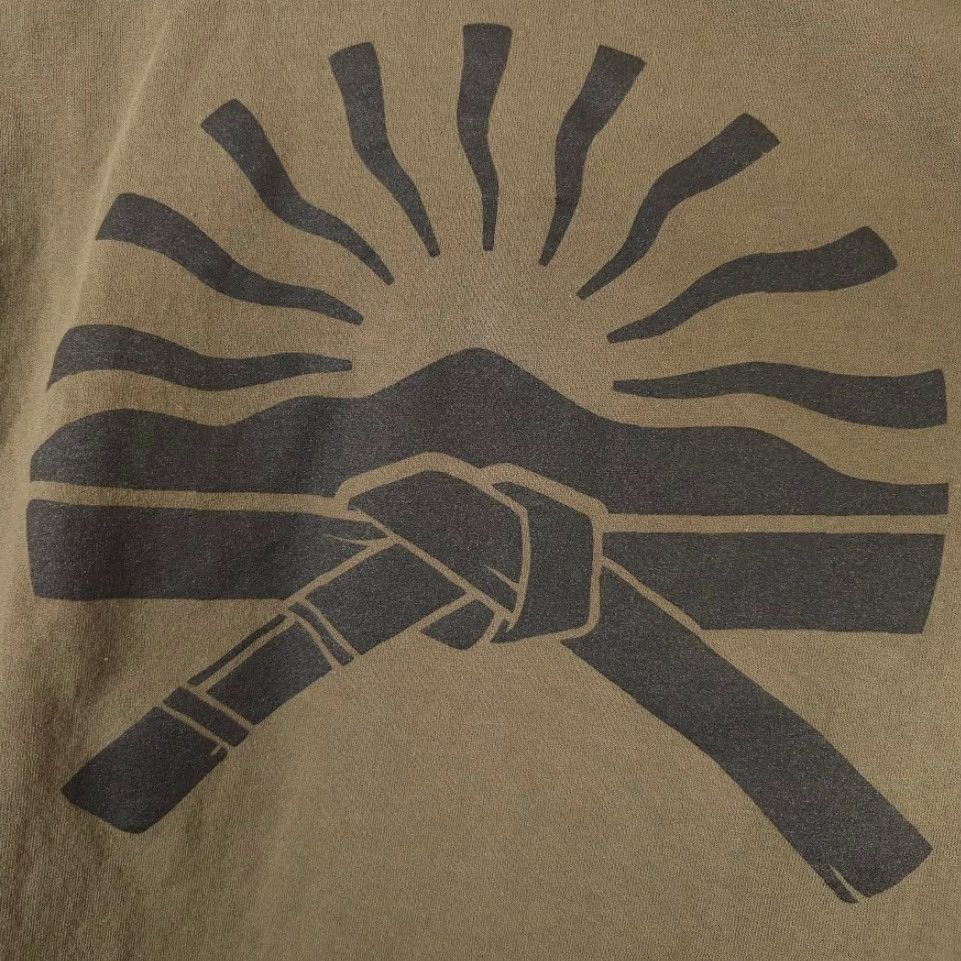 Vintage MMA Fighting T Shirt Mens Large Brown Mixed Martial Arts Karate Jiu Jitsu Size US L / EU 52-54 / 3 - 5 Thumbnail