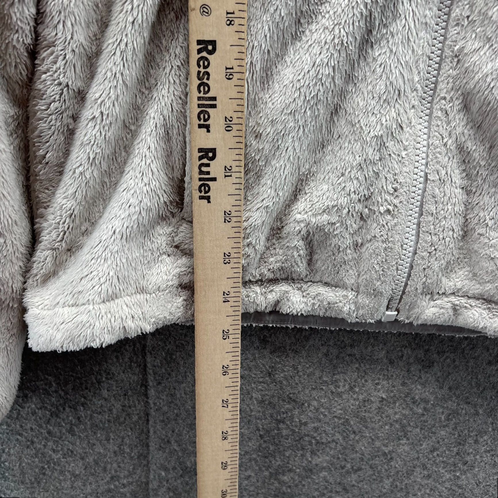 The North Face The North Face Jacket Women Medium Beige Osito Sherpa Fleece Full Zip Cozy Regular Size M Size M / US 6-8 / IT 42-44 - 4 Thumbnail