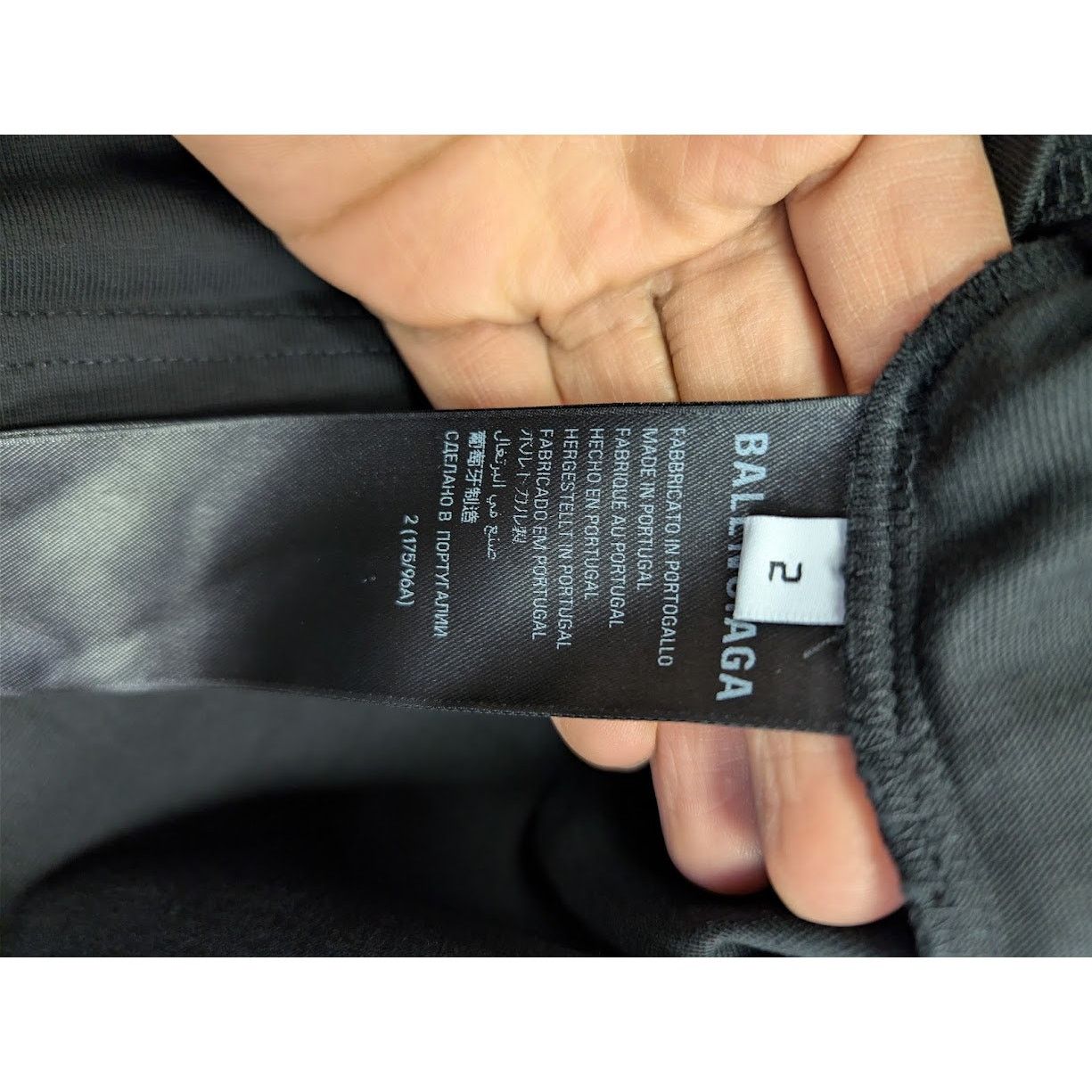 Balenciaga o1rshd1 Q:2 / Erewhon Collab Vintage Jersey T-Shirt in Black Size US M / EU 48-50 / 2 - 16 Thumbnail