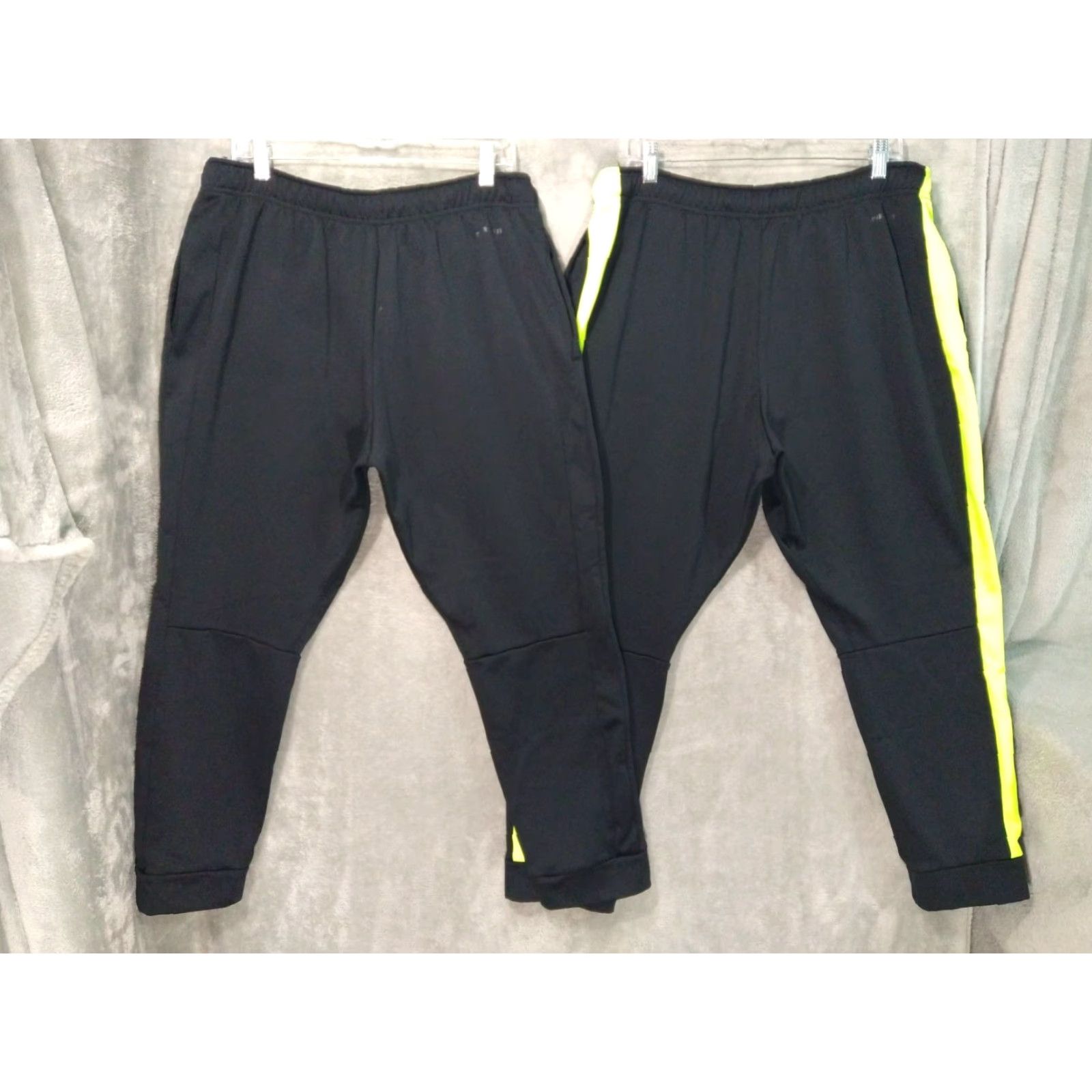 Nike Nike Therma Sweatpants Mens Large Black Jogger Lot of 2 | Gym Training Activewear Tapered Leg Pants Size US 33 - 2 Thumbnail