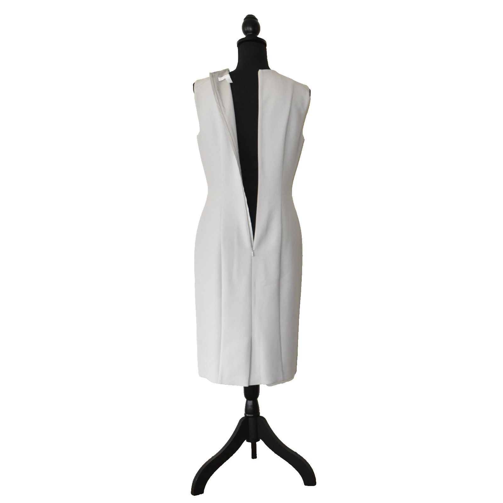 Hugo Boss HUGO BOSS Cut Out V Neck Notched Stretch Crepe Dress Sz US 6 Size M / US 6-8 / IT 42-44 - 4 Thumbnail