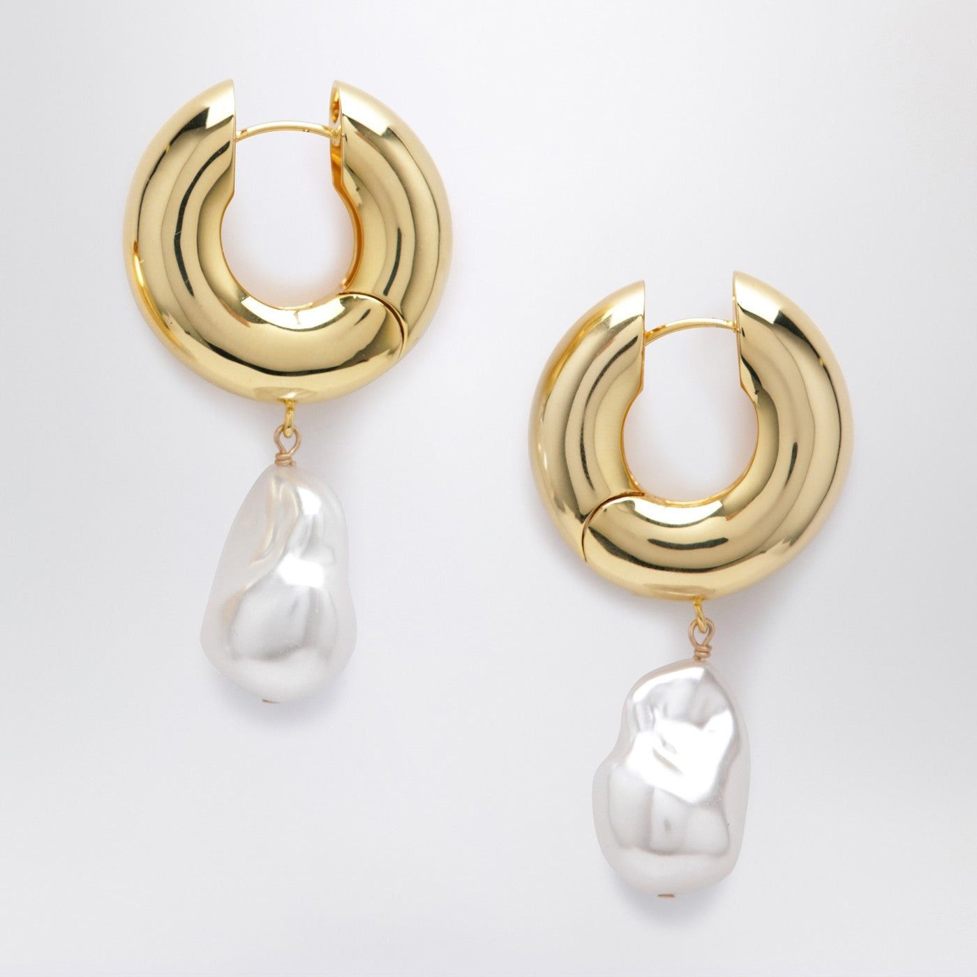 eliou Eliou Pearl Gold Earrings Size ONE SIZE - 1 Thumbnail