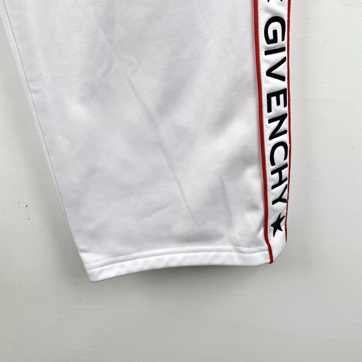 Givenchy Givenchy White Side Logo Cotton Casual Sweatpants K26WX Size 26" / US 2 / IT 38 - 5 Thumbnail