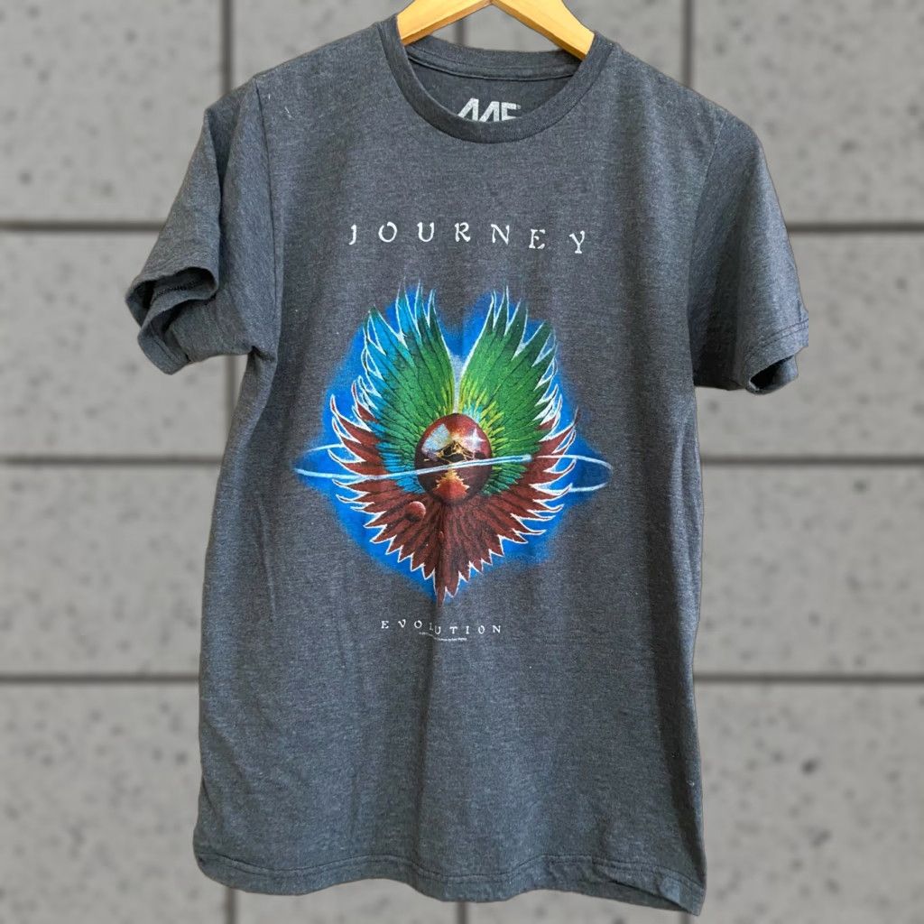 Vintage Journey Band T-Shirt Size S Tour 2017 evolution Dark Gray Mens Regular Cotton Short Sleeve Music Shirts Size US S / EU 44-46 / 1 - 1 Thumbnail