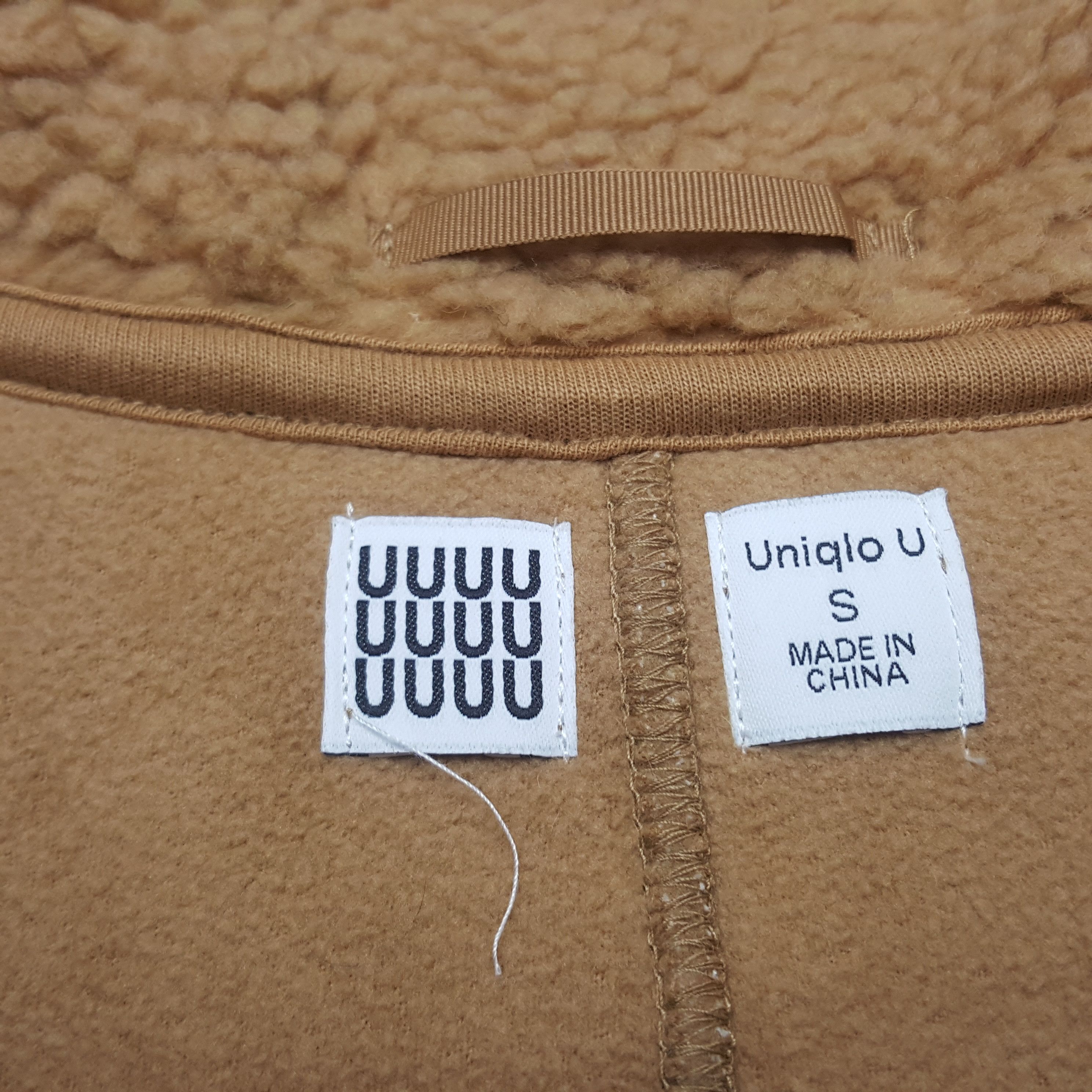 GU × Undercover × Vintage Vintage Uniqlo U Turtleneck Custom Big U Sherpa Jacket Size US XS / EU 42 / 0 - 3 Thumbnail