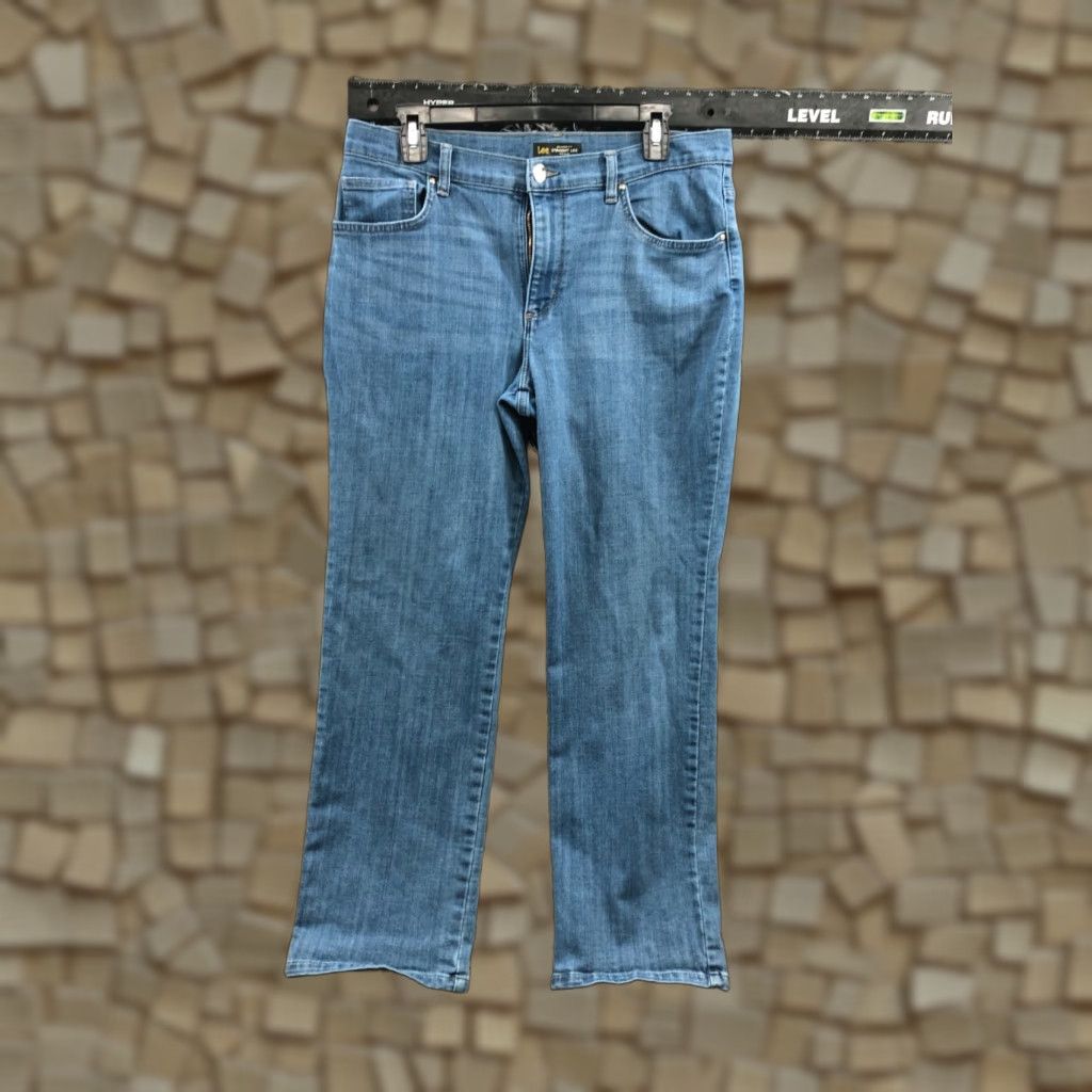Lee Lee Relaxed Straight Jeans Womens 14 Short Blue Denim 29in Inseam Medium Wash Modern Series Vintage? No (omit) Size 36" / US 14 / IT 50 - 1 Thumbnail