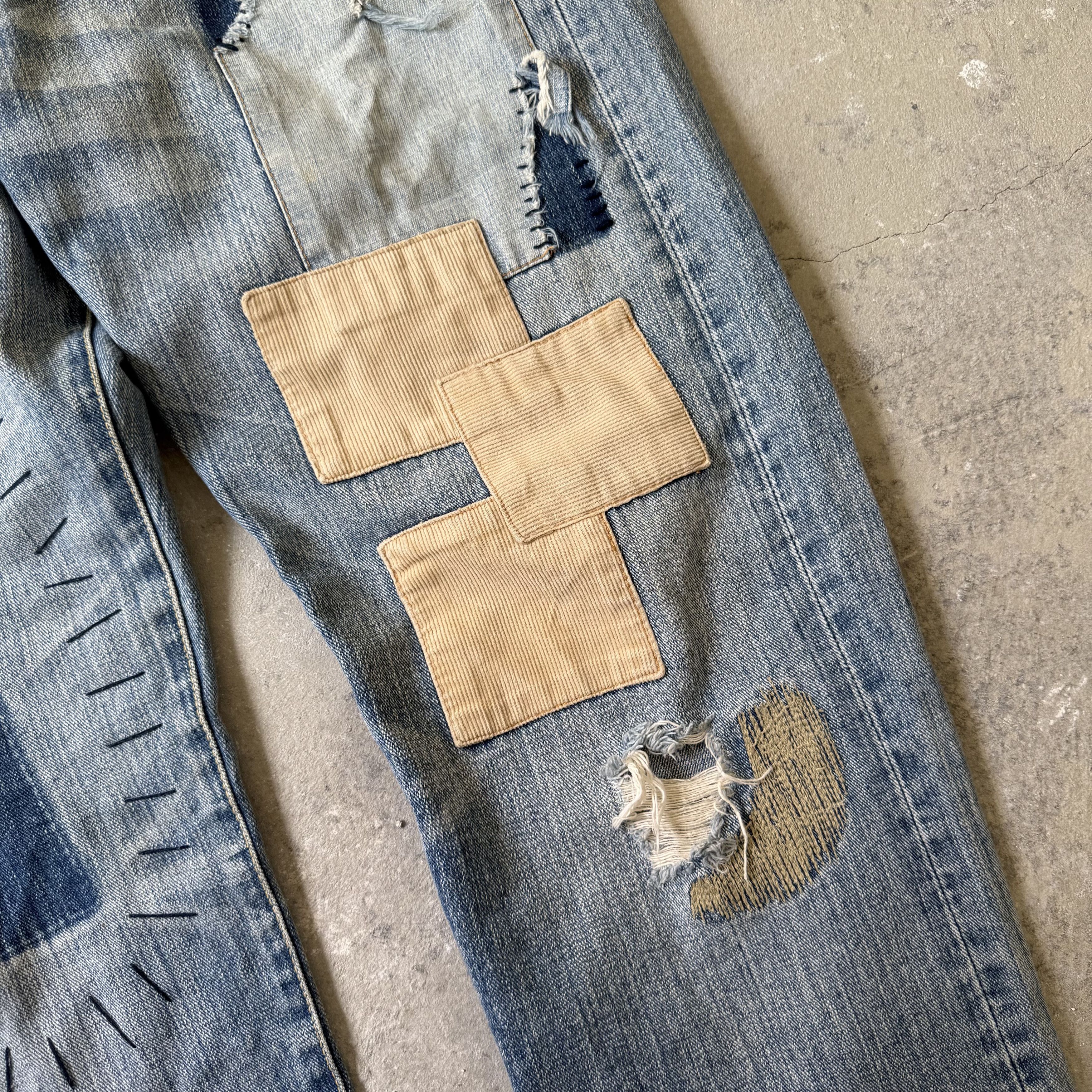 Japanese Brand Exhibitionist Japan Distressed Patchwork Denim Size US 32 / EU 48 - 7 Thumbnail