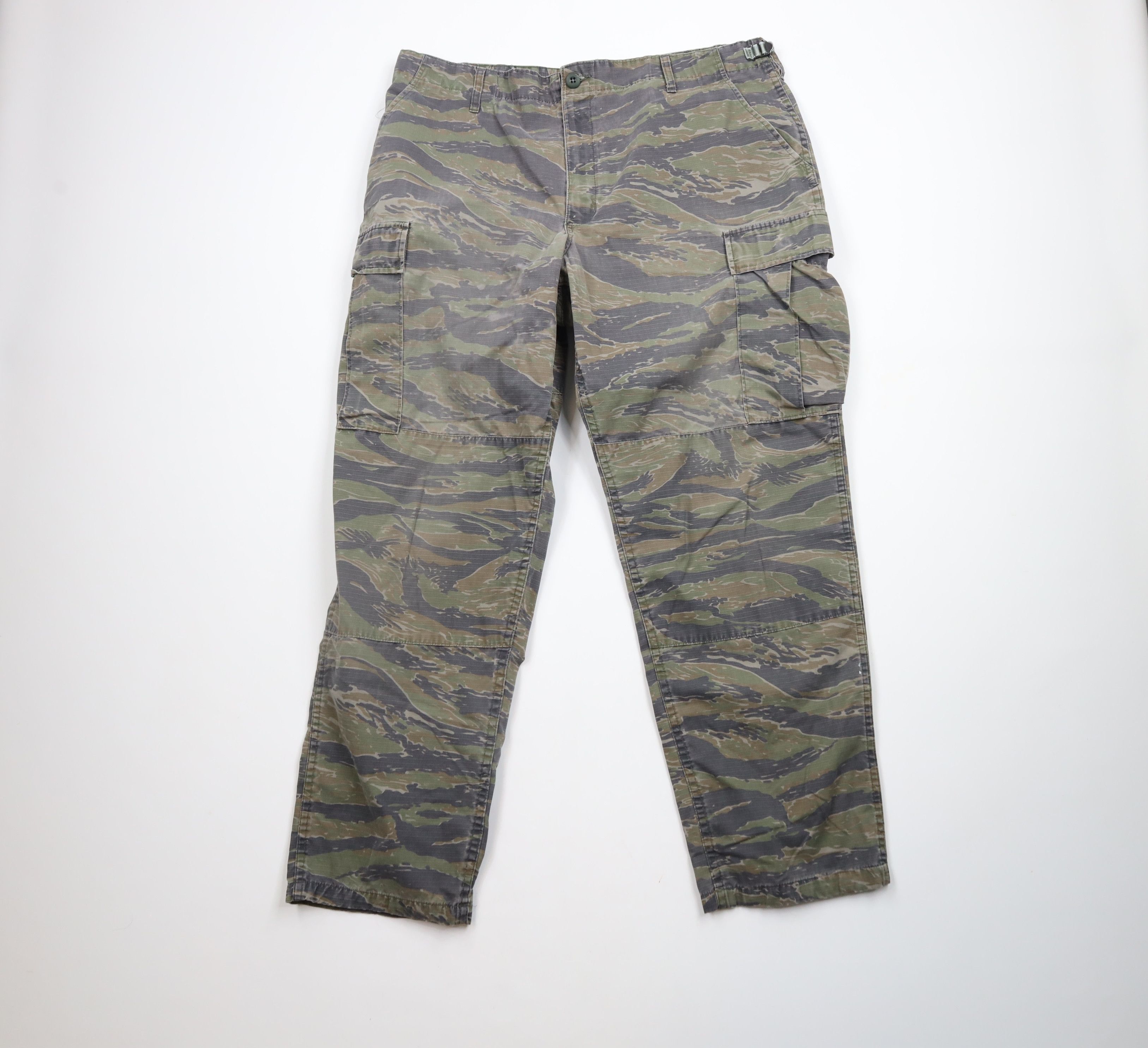 Vintage 90s Streetwear Baggy Wide Leg Camouflage Cargo Pants