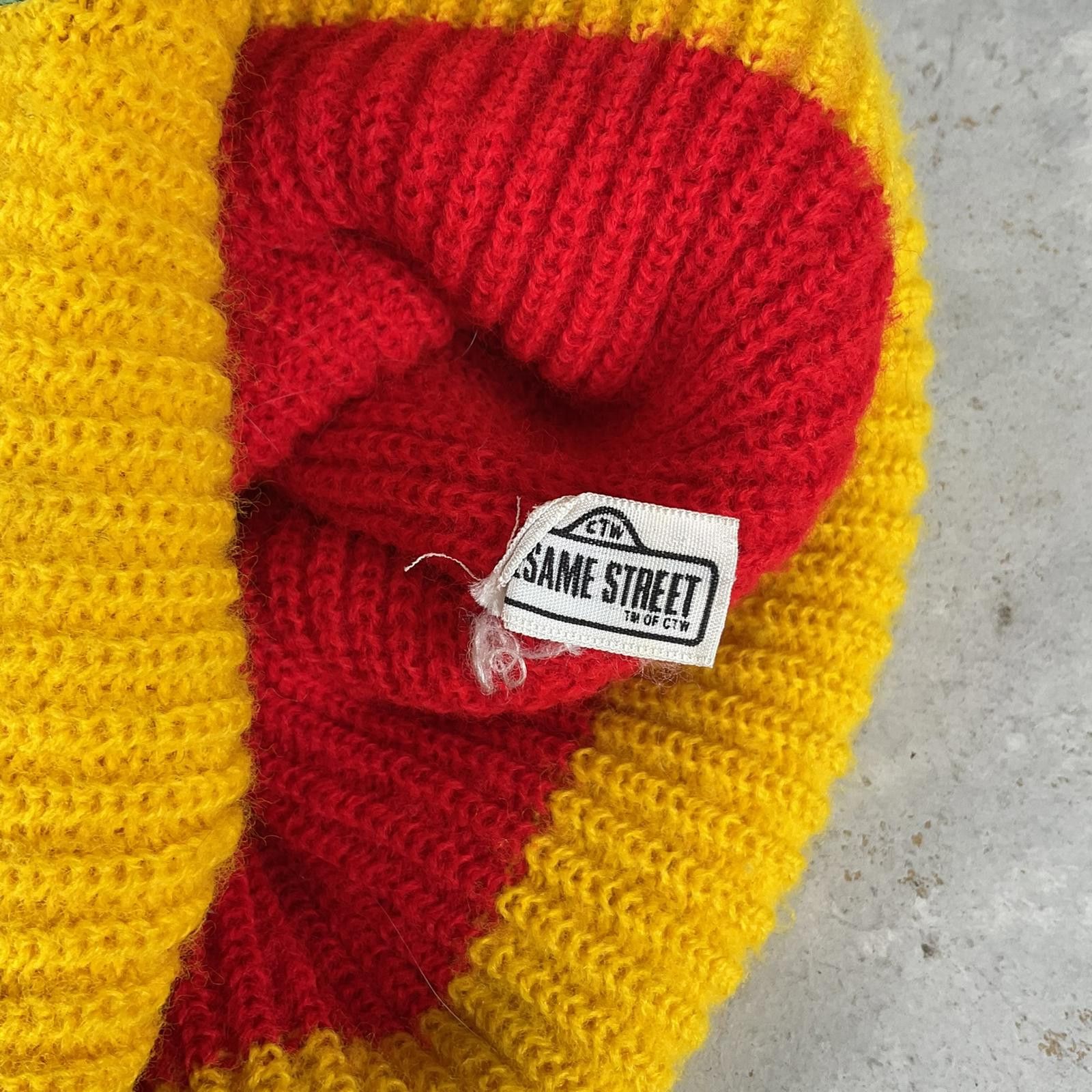 Designer Vintage 80's Sesame Street big bird kids winter beanie hat Size ONE SIZE - 6 Thumbnail