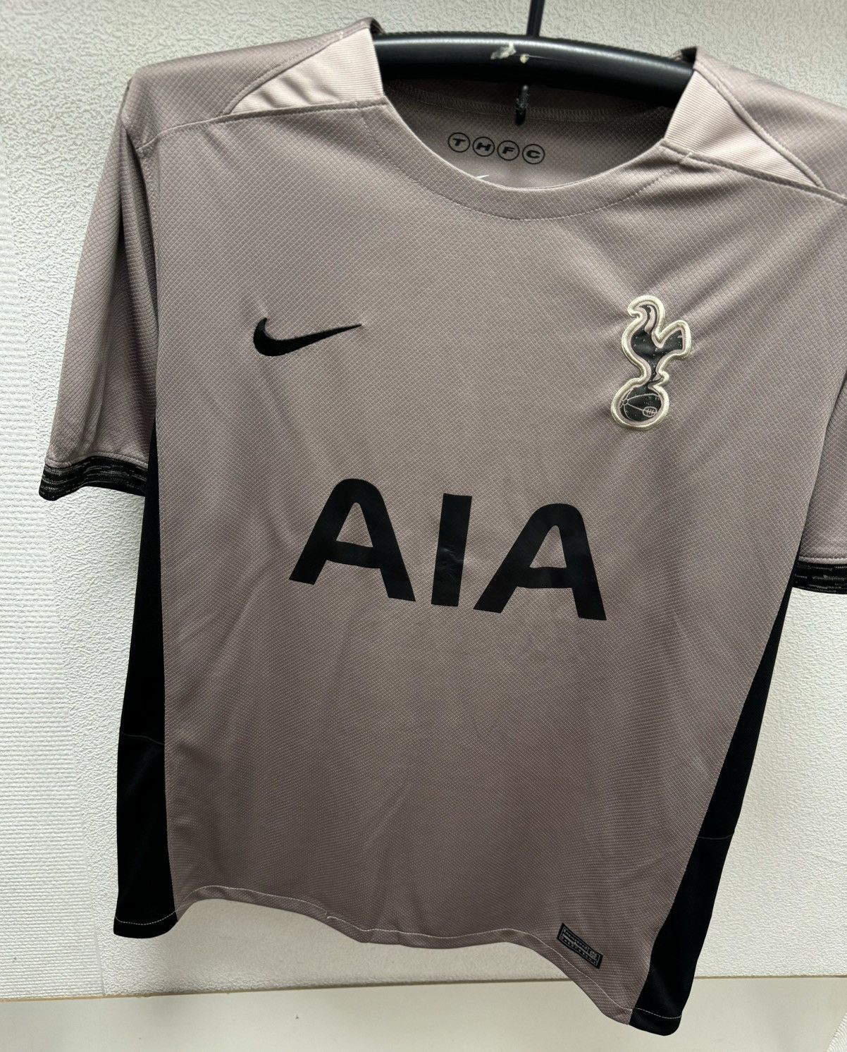 Other Tottenham Hotspurs Nike soccer jersey Xxl 2Xl AIA Size US XXL / EU 58 / 5 - 8 Thumbnail