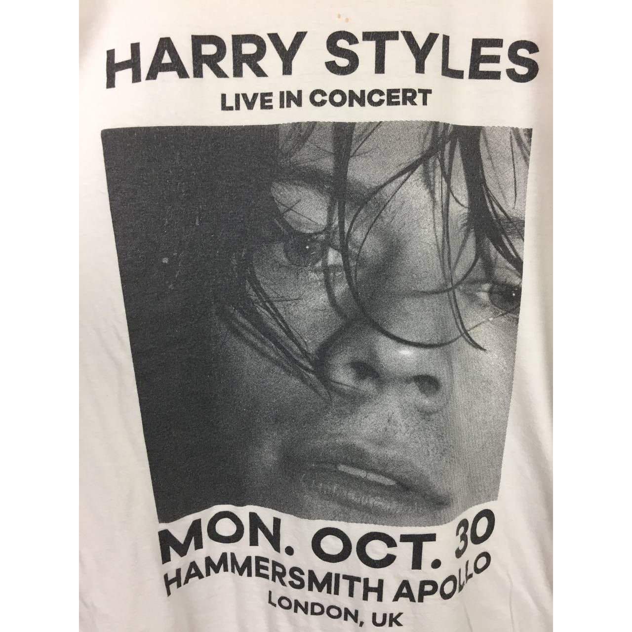 Band Tees Harry Styles Live In Concert Hammersmith Apollo London Tee Size US M / EU 48-50 / 2 - 5 Thumbnail