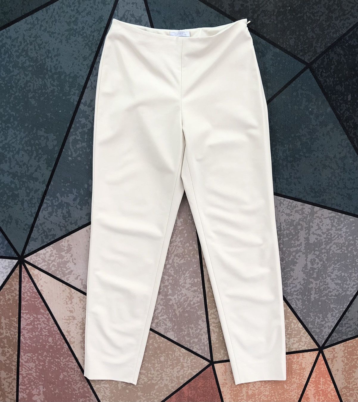 Prada Prada Stretchable Slim Fit Women Trousers Pants Size 28" / US 6 / IT 42 - 1 Thumbnail
