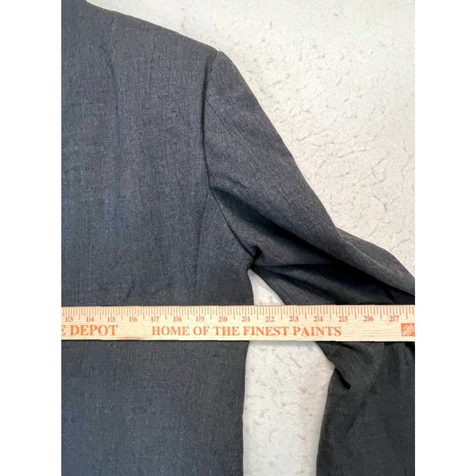 Armani Armani Collezioni Sport Coat Jacket 52R Gray Wool Mens Blazer Notch Lapel 3-Button Ventless Made in Italy Regular Size Size 52R - 3 Thumbnail