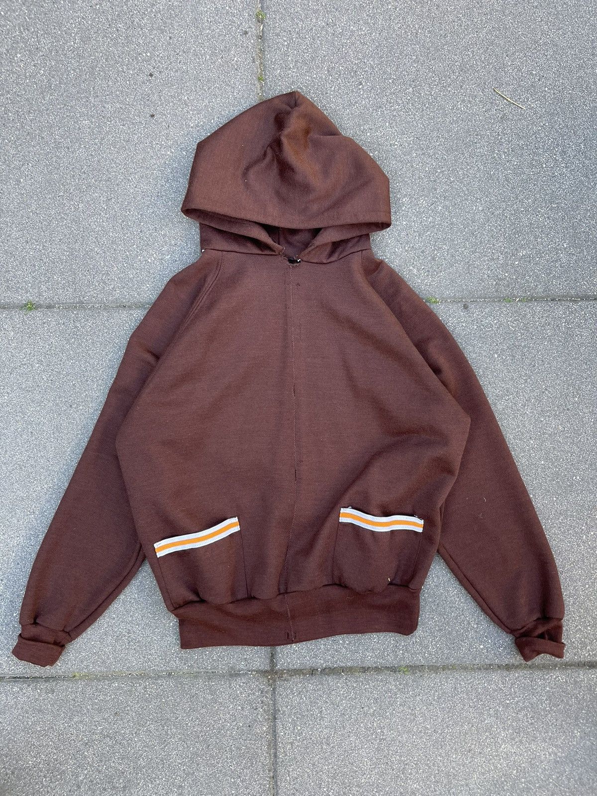 Vintage 70s reworked zip up hoodie -> pullover Size US L / EU 52-54 / 3 - 1 Thumbnail