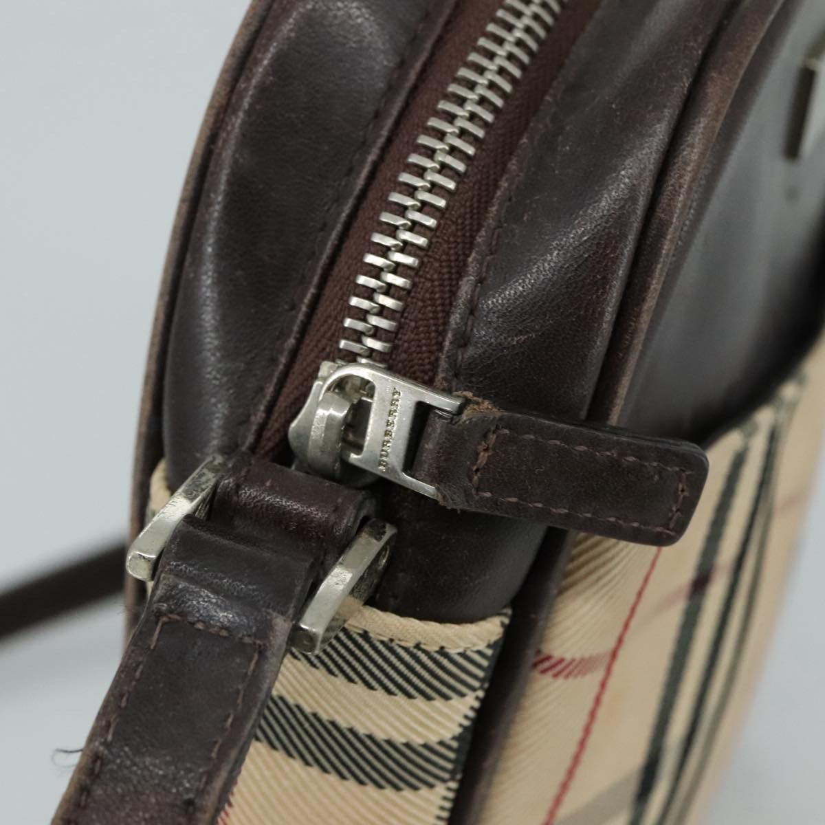 Burberry Burberry Nova Check Shoulder Bag Canvas Beige Size ONE SIZE - 10 Thumbnail