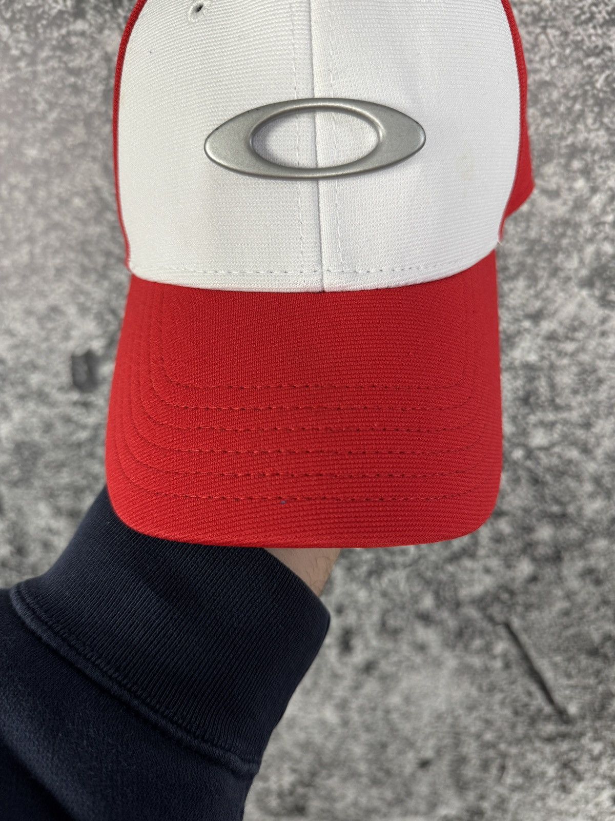 Oakley Mens Oakley Classic Flex Hat Baseball Cap Outdoor Size S/M Size 32 - 2 Thumbnail