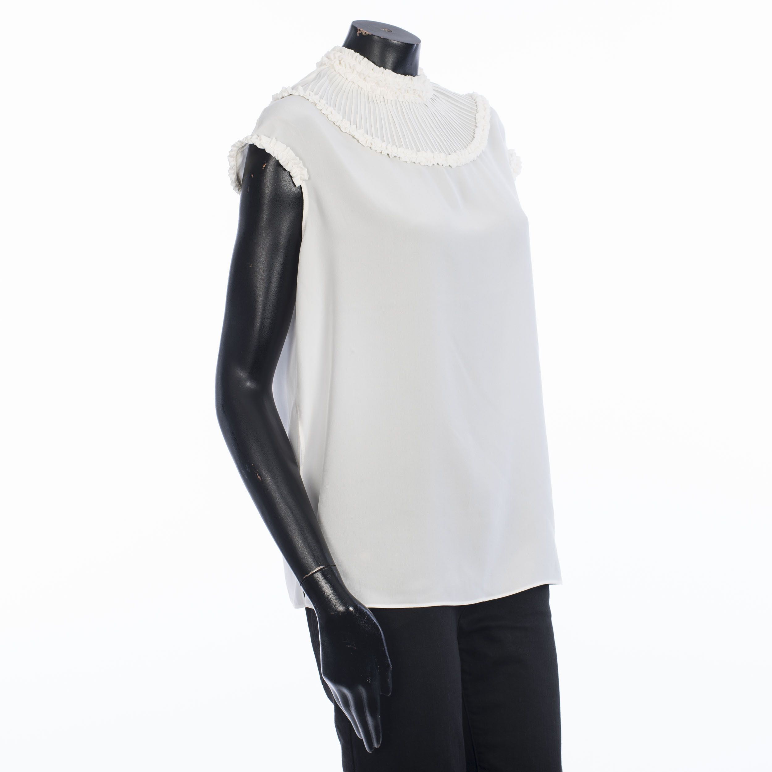Fendi Crêpe De Chine Top With Ruffles In White Silk Size M / US 6-8 / IT 42-44 - 8 Thumbnail