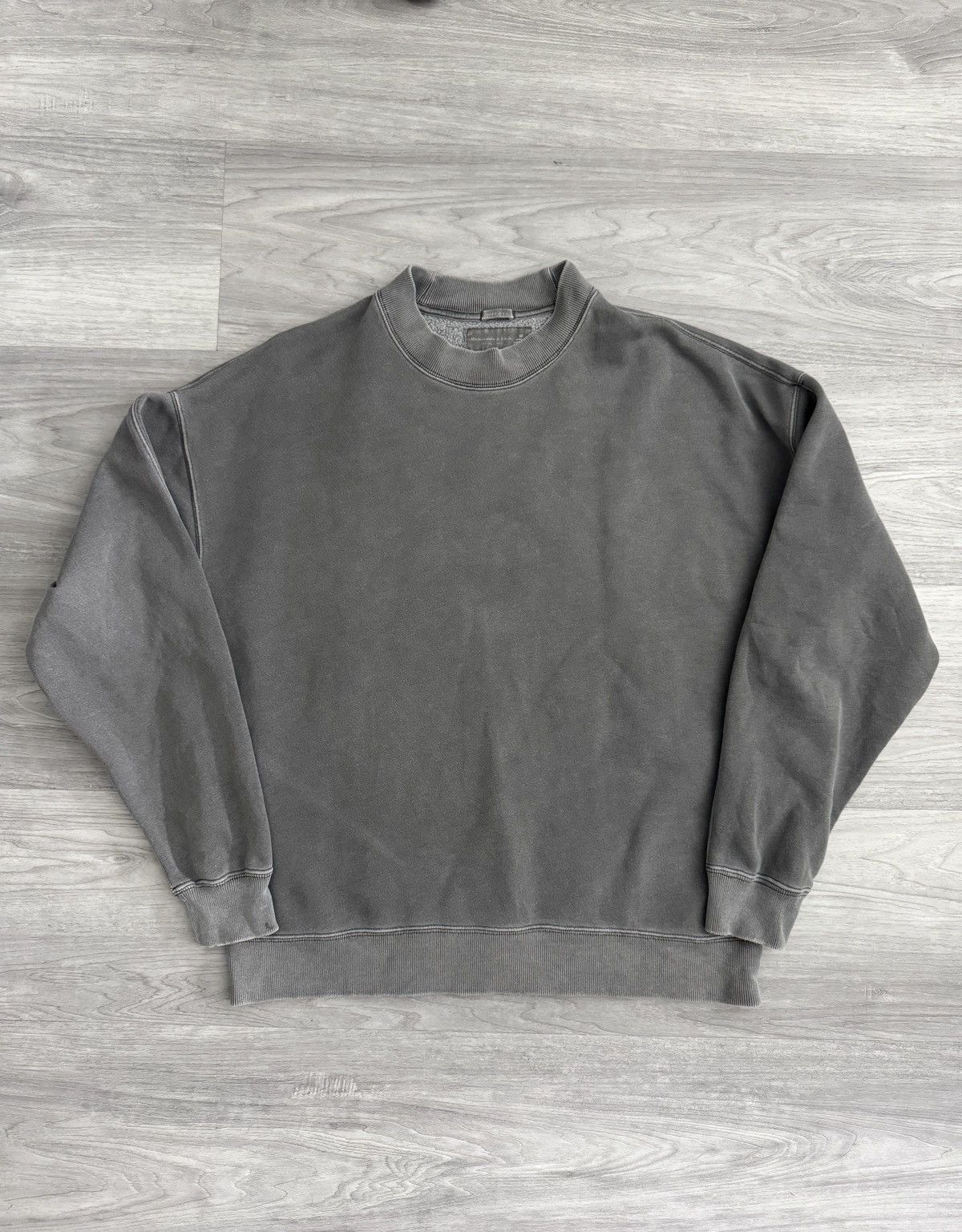 Abercrombie & Fitch A&F Essential Oversized Crewneck Size US M / EU 48-50 / 2 - 1 Thumbnail