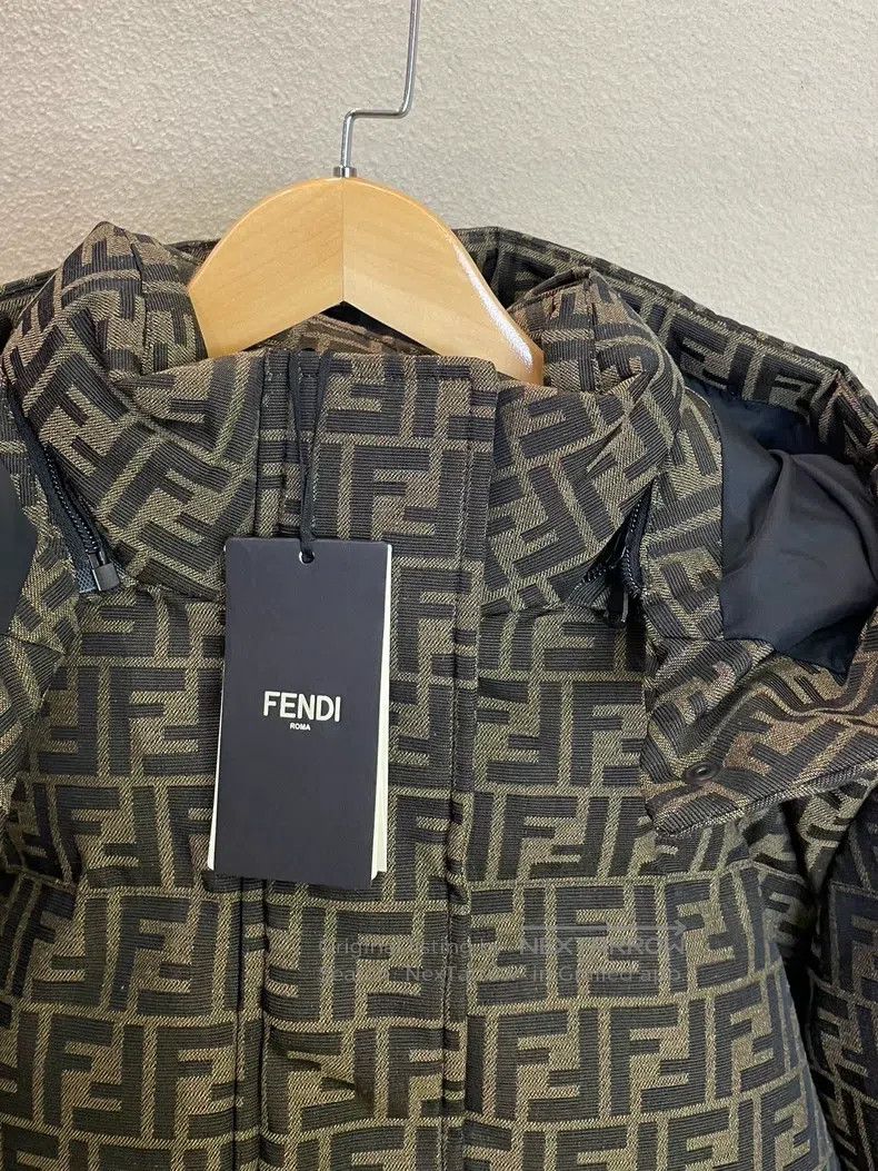 Fendi Fendi Classic Old Flower Logo Full-Print Hooded Down Jacke Size XS / US 0-2 / IT 36-38 - 3 Thumbnail