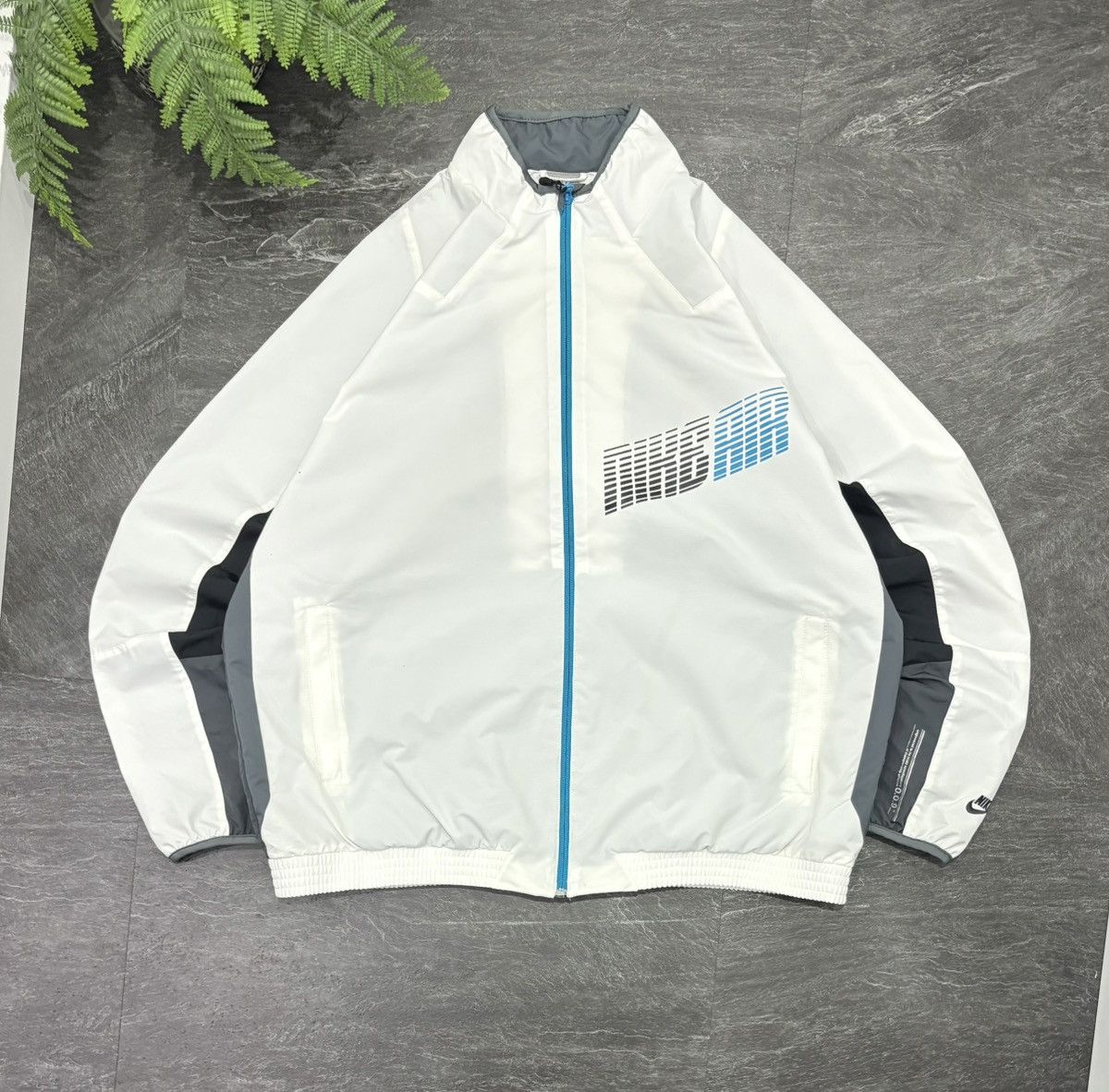 Nike 00s Vintage Nike Air Nylon Drill Jacket Big Logo Size US XXL / EU 58 / 5 - 1 Thumbnail