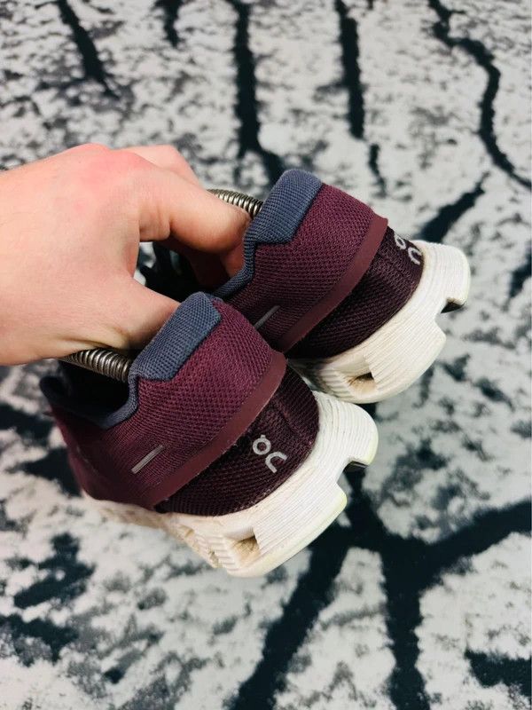 Other On Running Shoes Swiss Engineering Purple 42 White Size US 9 / EU 42 - 5 Thumbnail