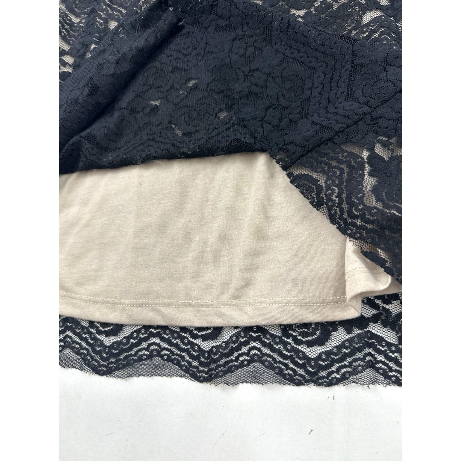 Vintage Daytrip Blouse Women Sleeveless Lace Tunic Black Ivory Small S Womens Size S / US 4 / IT 40 - 3 Thumbnail