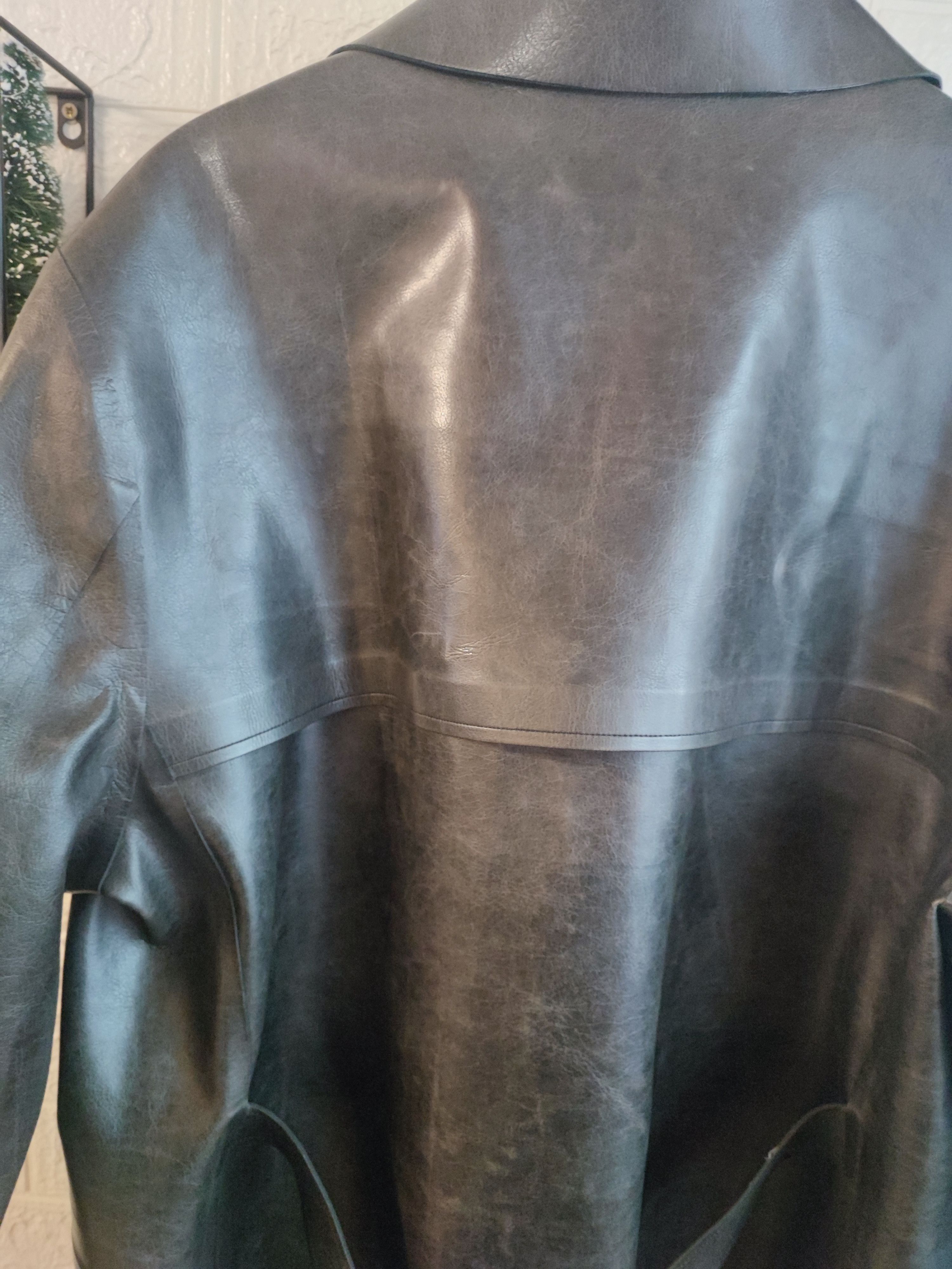 Emporio Armani Exclusive Leather Coat by Emporio Armani, Size 48 Size US M / EU 48-50 / 2 - 2 Thumbnail