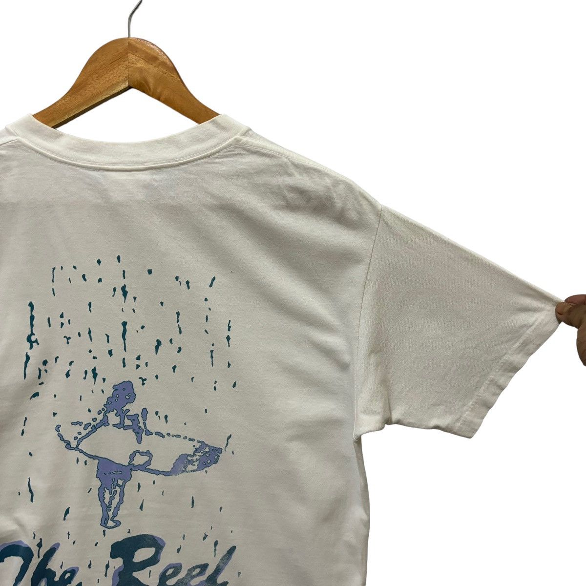 Vintage Vintage The Reef Surfboards Graphic Back Hit Tshirt Size US M / EU 48-50 / 2 - 4 Thumbnail