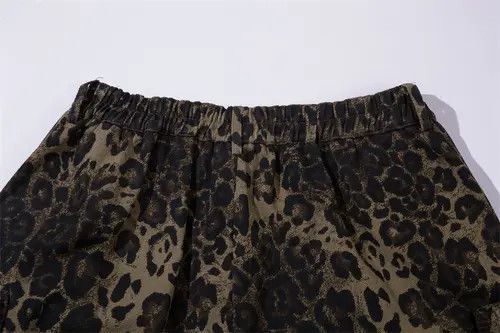 Designer × Japanese Brand Leopard print loose casual multi-pocket cargo shorts Size US 32 / EU 48 - 3 Thumbnail