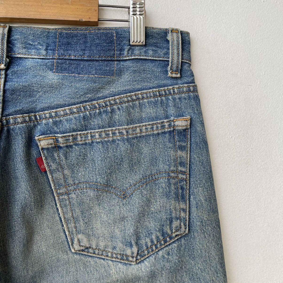 Levi's Vintage 80s Levi's 501 Heavy Vintage Wash Denim Jeans Size US 34 / EU 50 - 13 Thumbnail
