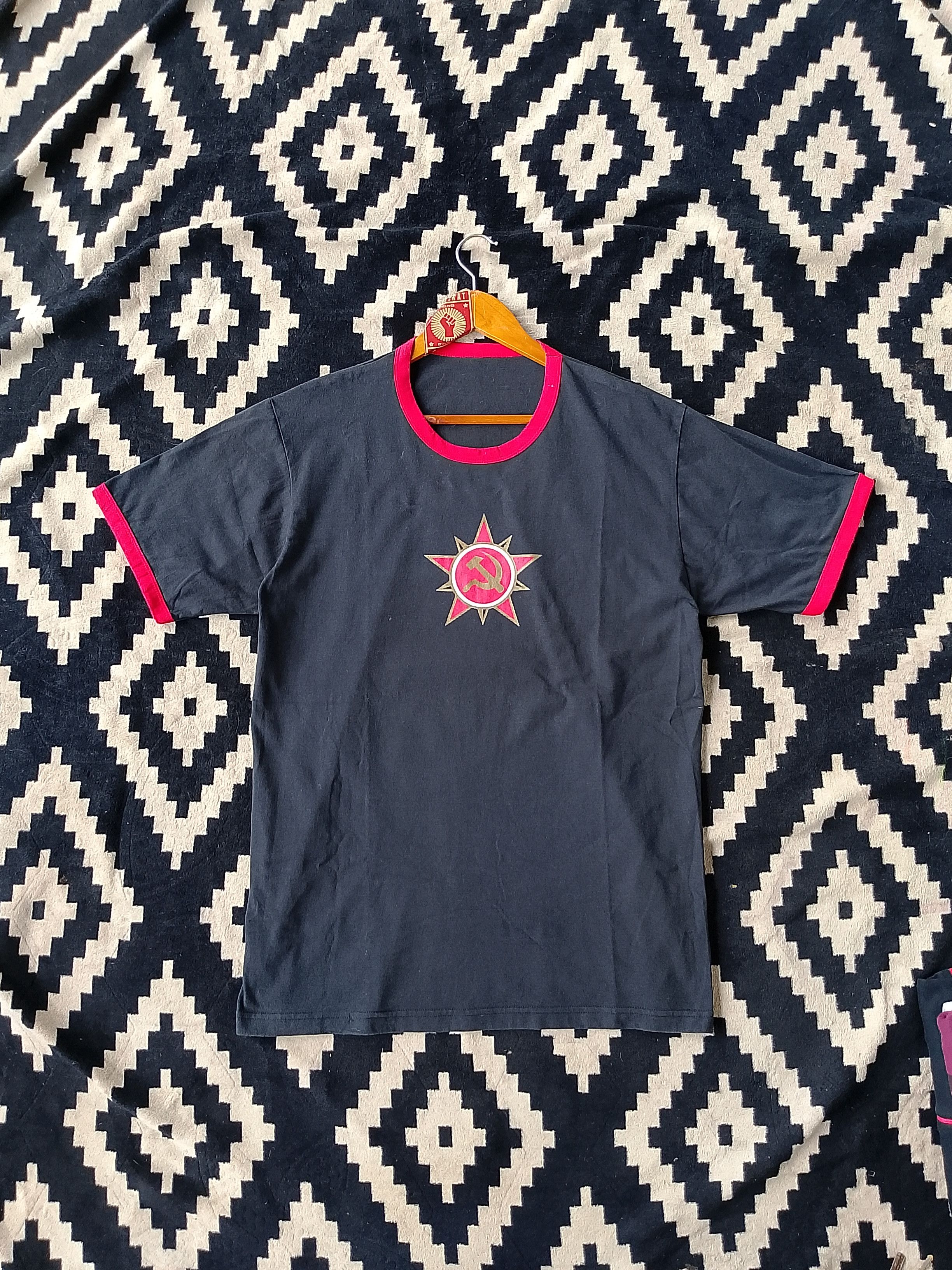 The Game Vintage Y2K EA Game Red Alert 3 Command Conquer Promo Tees Size US L / EU 52-54 / 3 - 5 Thumbnail