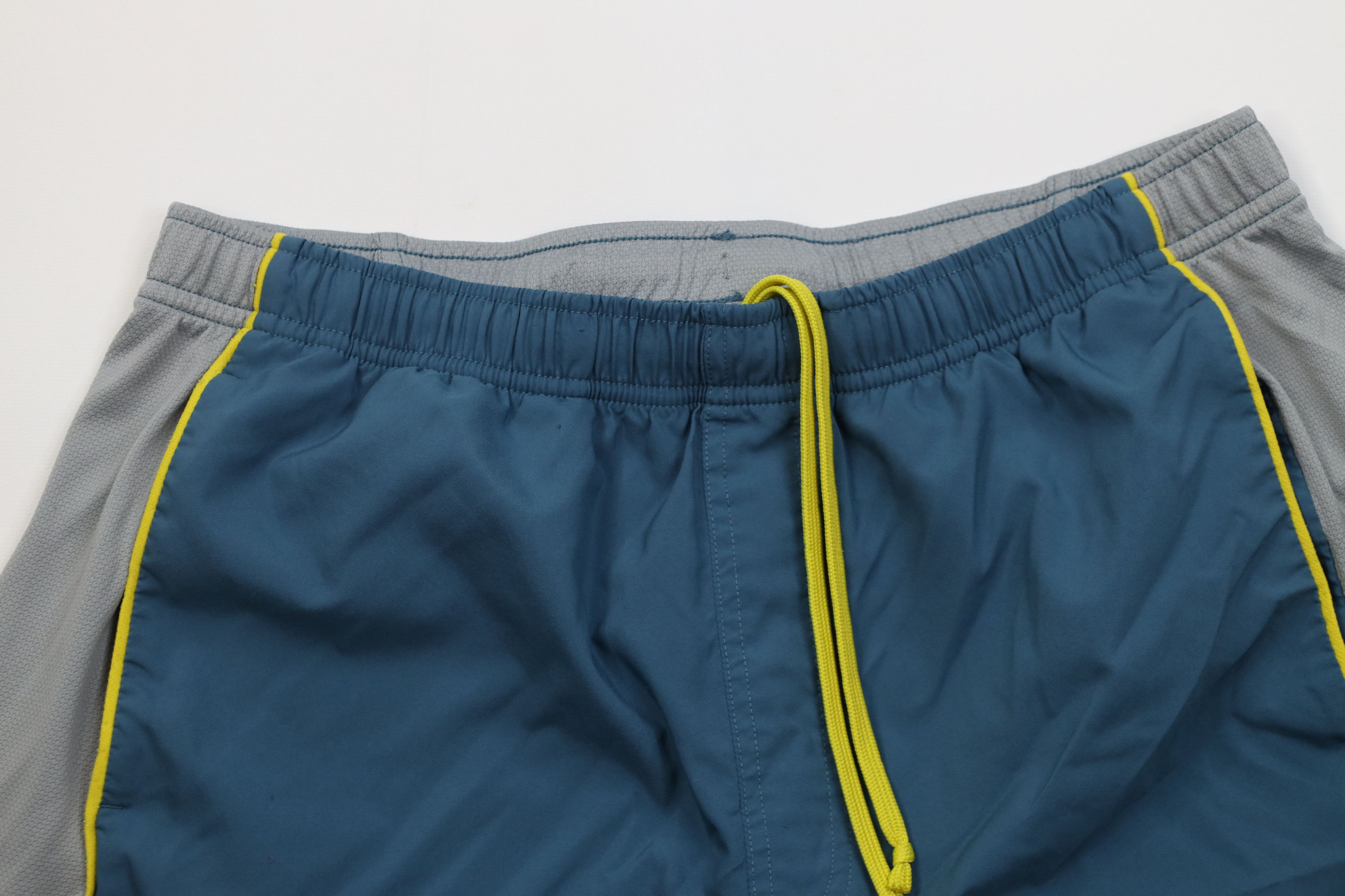 The North Face The North Face Spell Out Running Jogging Shorts Blue Size US 32 / EU 48 - 2 Thumbnail