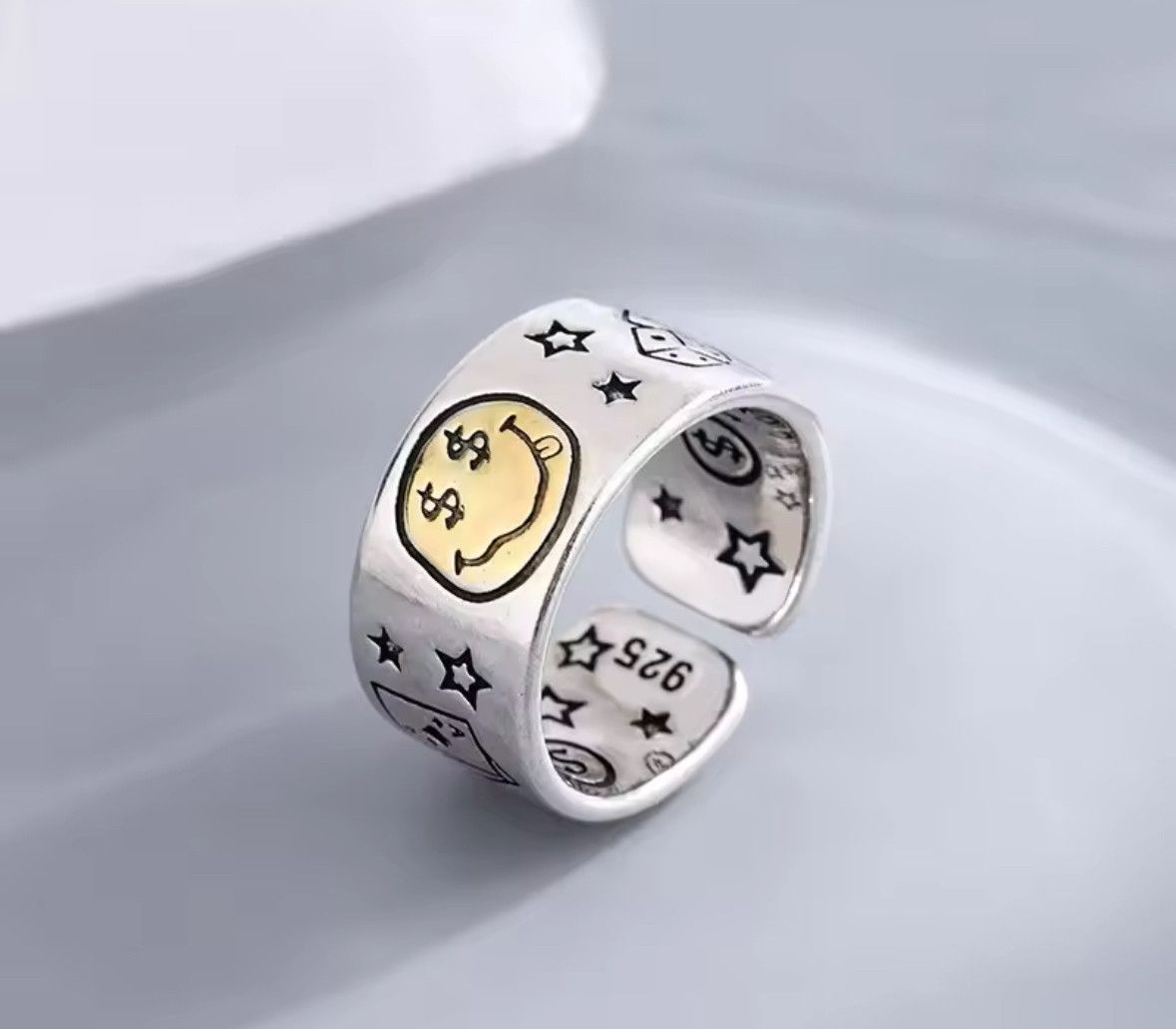 Jewelry Personality Smile Face Poker Dice Vintage Thai Silver Ring Size ONE SIZE - 2 Thumbnail