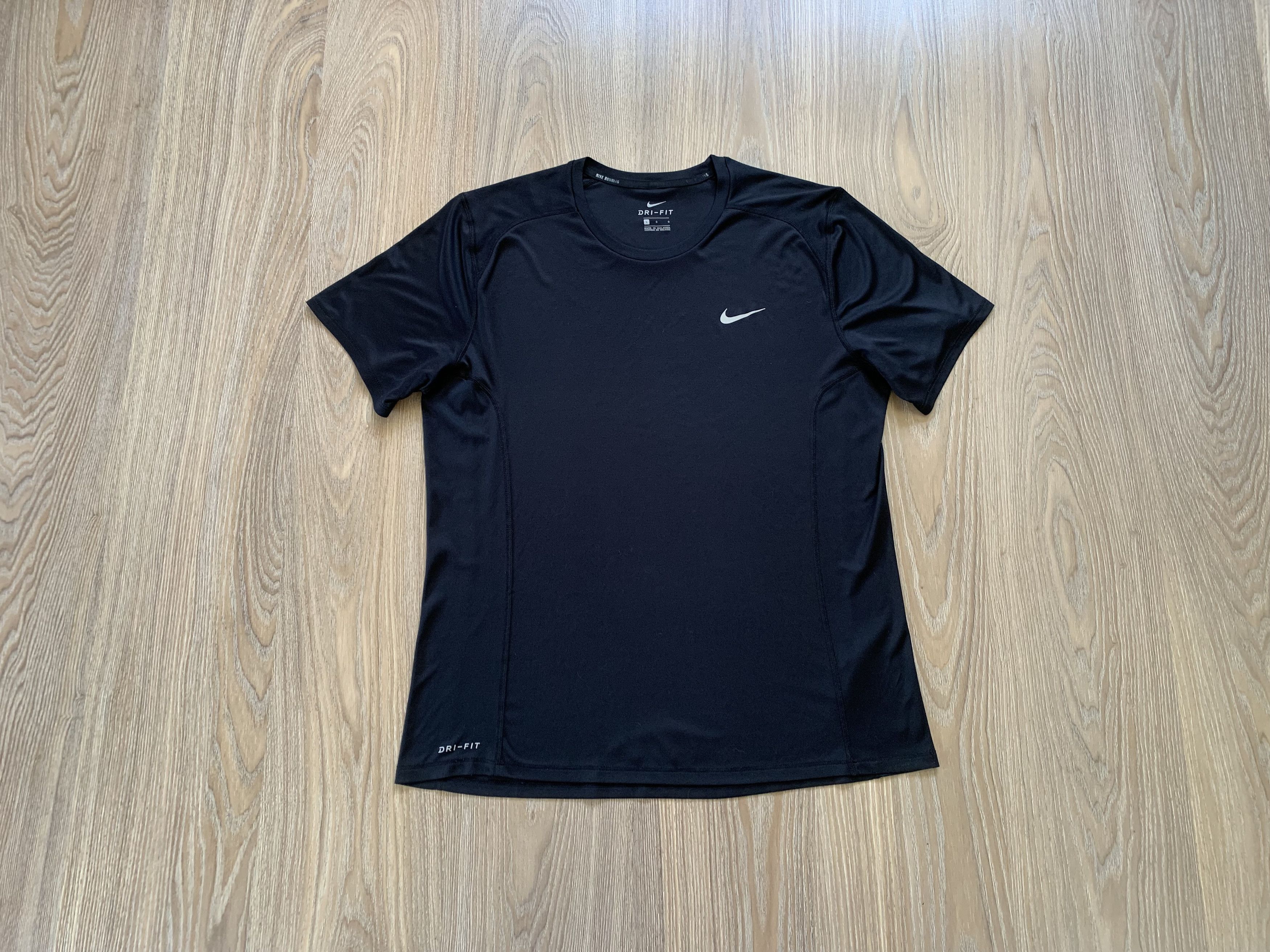 Nike Womens Nike Running Dri Fit Black T Shirt Size L / US 10 / IT 46 - 1 Thumbnail