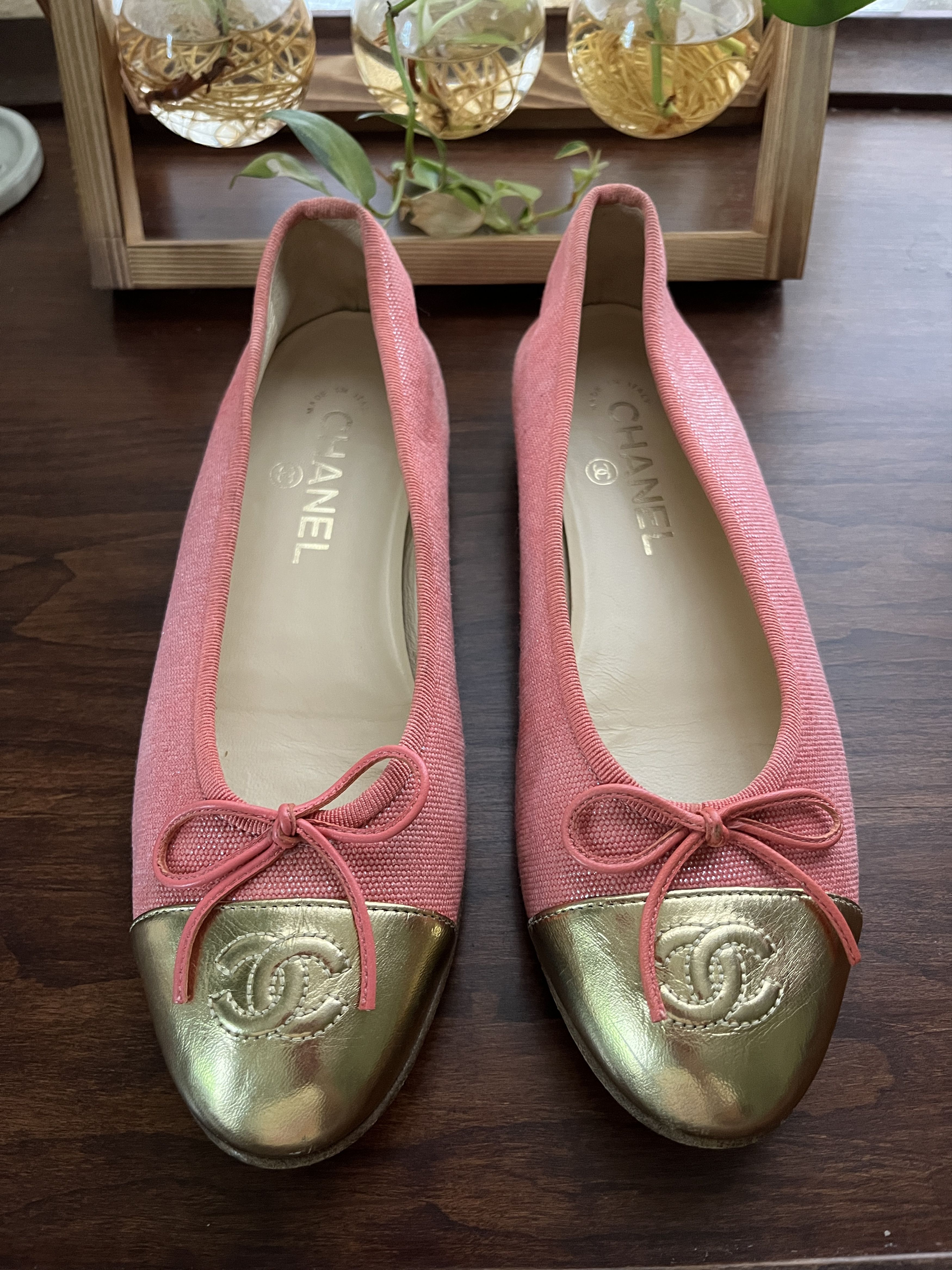 Chanel Chanel Pink and Gold Ballet Flats 37.5 Size US 7.5 / IT 37.5 - 2 Thumbnail