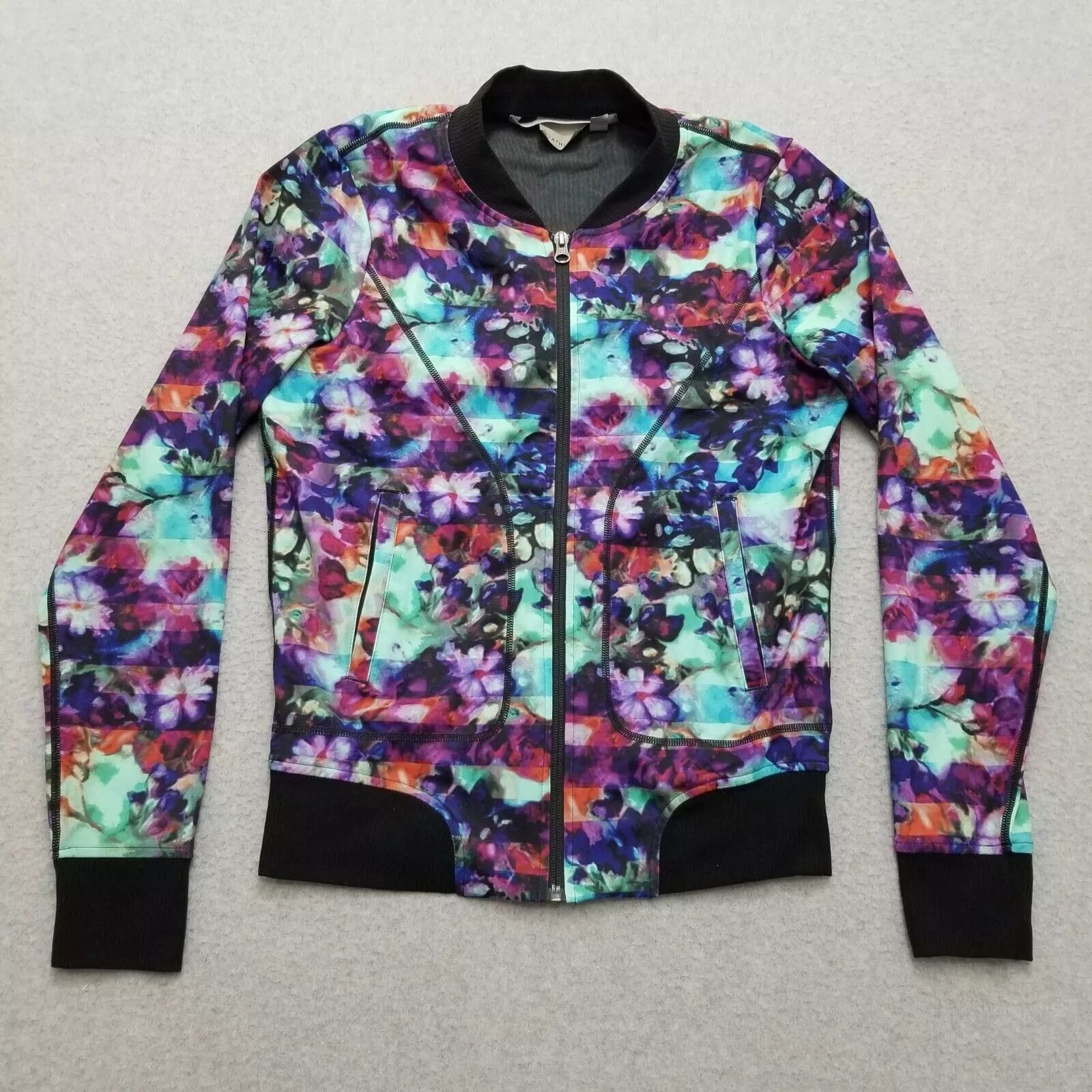Athleta Athleta Jacket Womens XS Floral Activewear Sweatshirt Size XS / US 0-2 / IT 36-38 - 1 Thumbnail