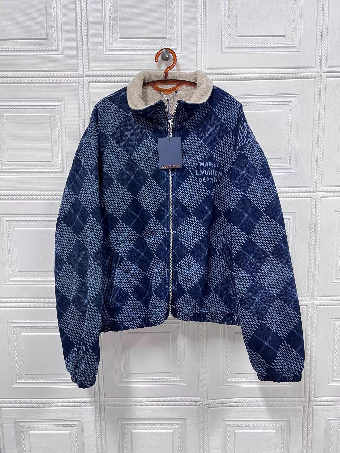Louis Vuitton Louis Vuitton SS25 All-Over Damier Shearling Jacket 54 Size US L / EU 52-54 / 3 - 1 Thumbnail