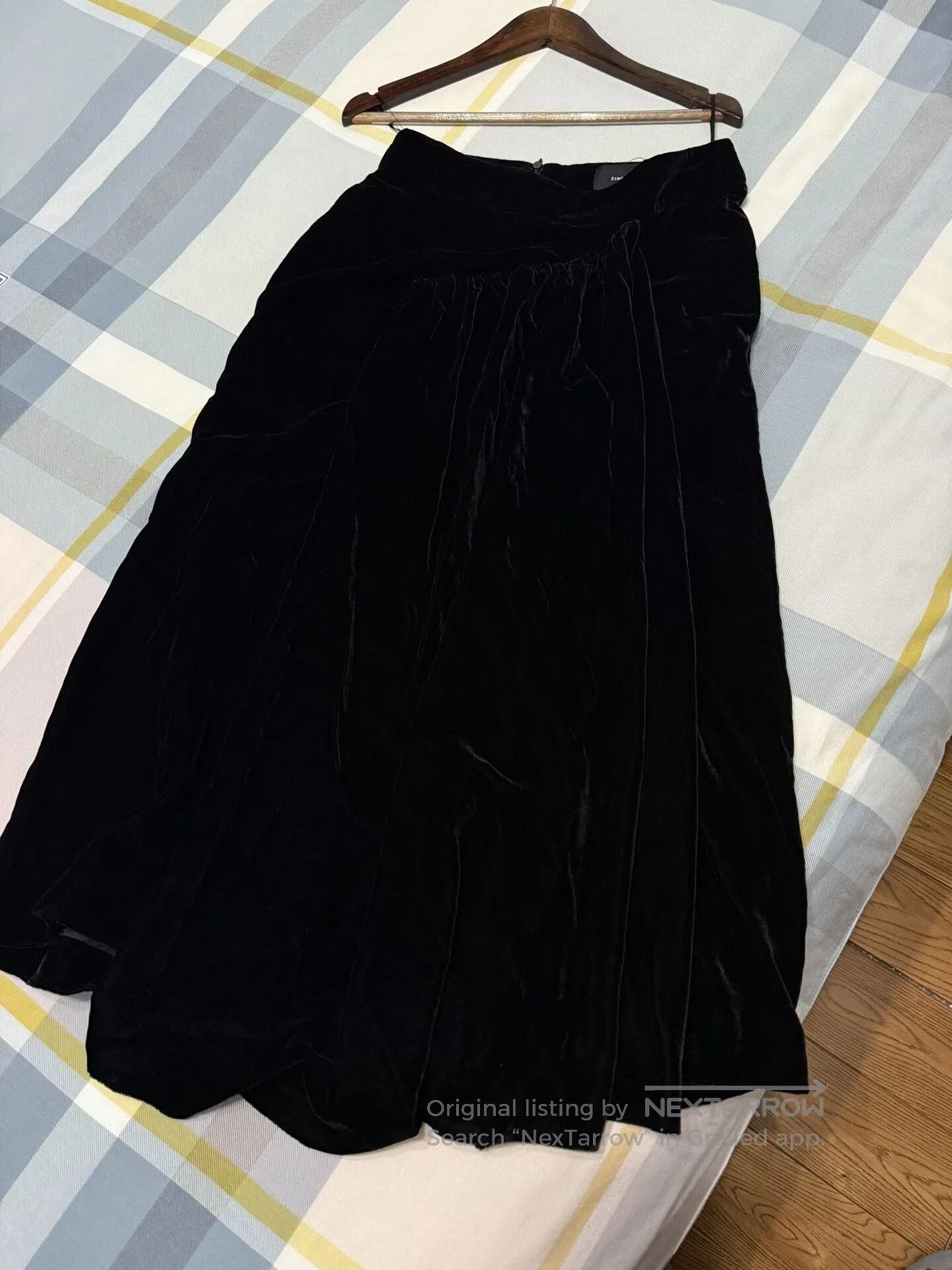 Simone Rocha Black Velvet Simone Rocha Skirt. Size 27" / US 4 / IT 40 - 1 Thumbnail