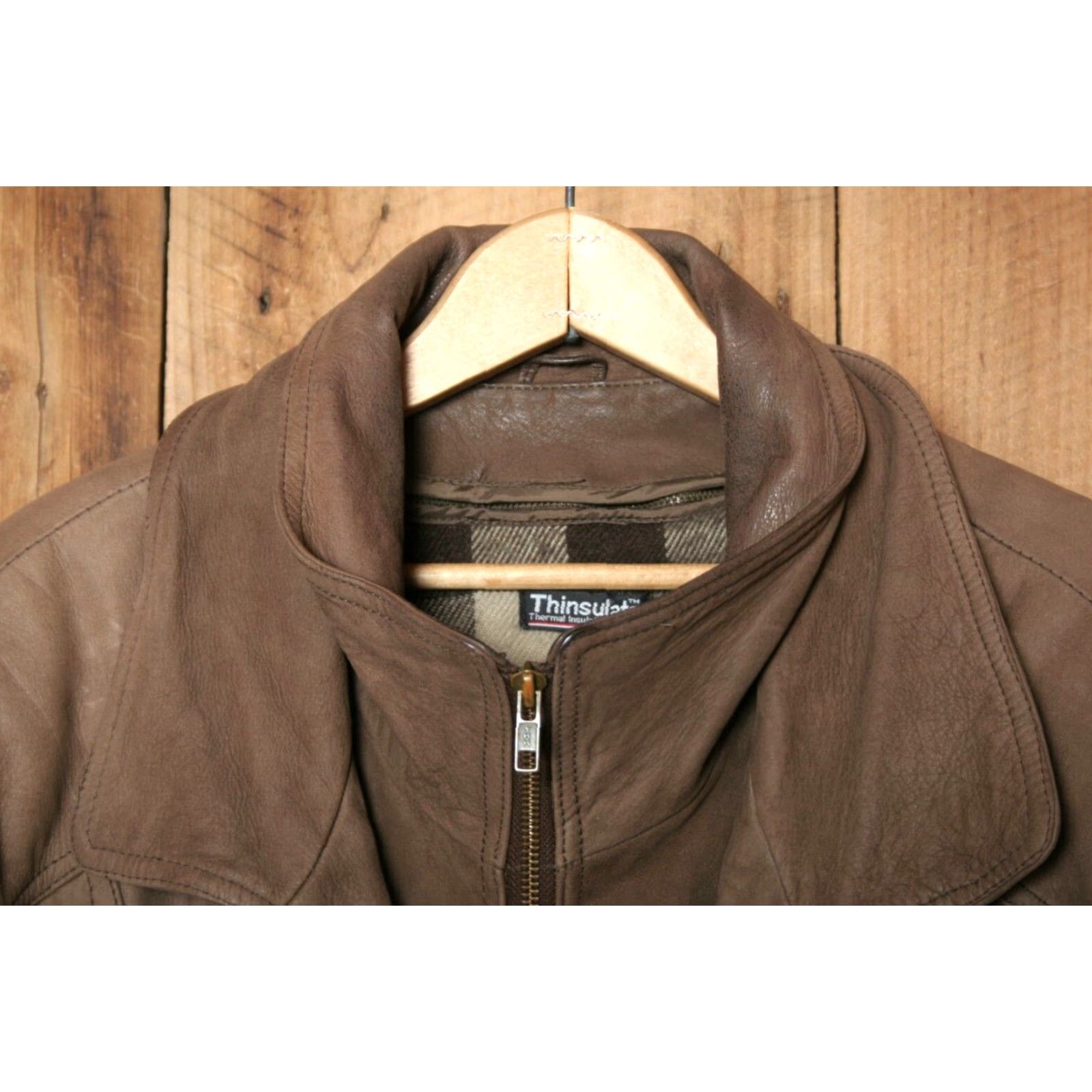 Vintage VINTAGE Adventure Bound Brown Leather Bomber Jacket Mens XLT 90s Size US XL / EU 56 / 4 - 2 Thumbnail