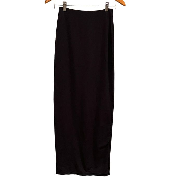 FITS EVERYBODY LONG SKIRT