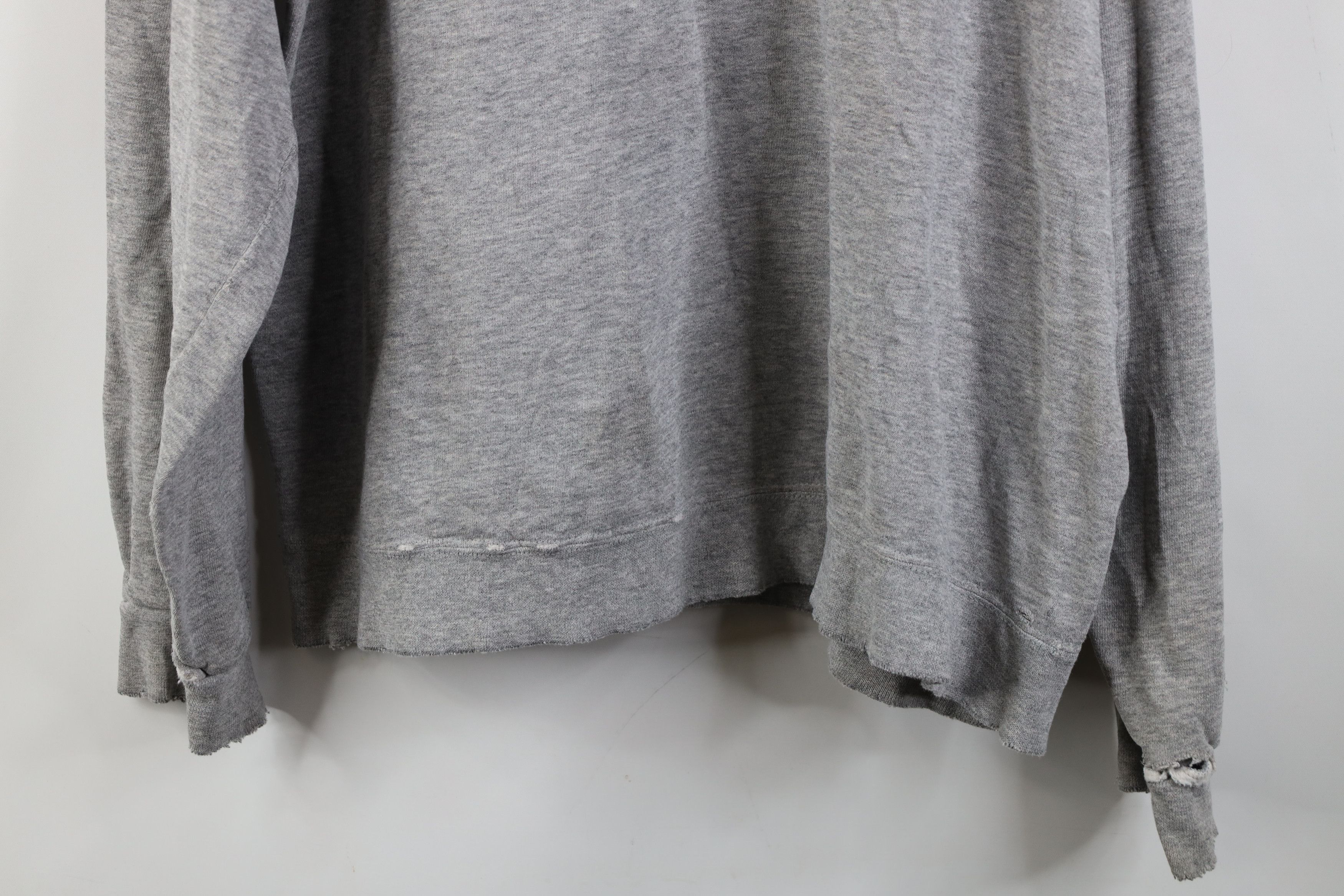 Nike Vintage 90s Nike Scott Mini Swoosh Sweatshirt Gray USA Size US L / EU 52-54 / 3 - 16 Thumbnail