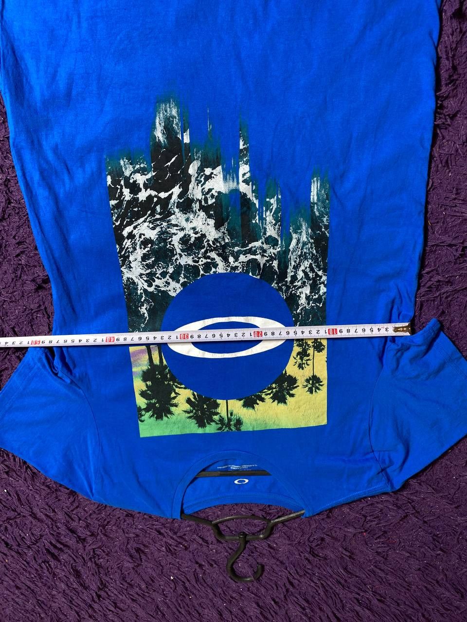 Oakley × Vintage Vintage Oakley Rubber Center Logo Grey T-Shirt Size US L / EU 52-54 / 3 - 15 Thumbnail