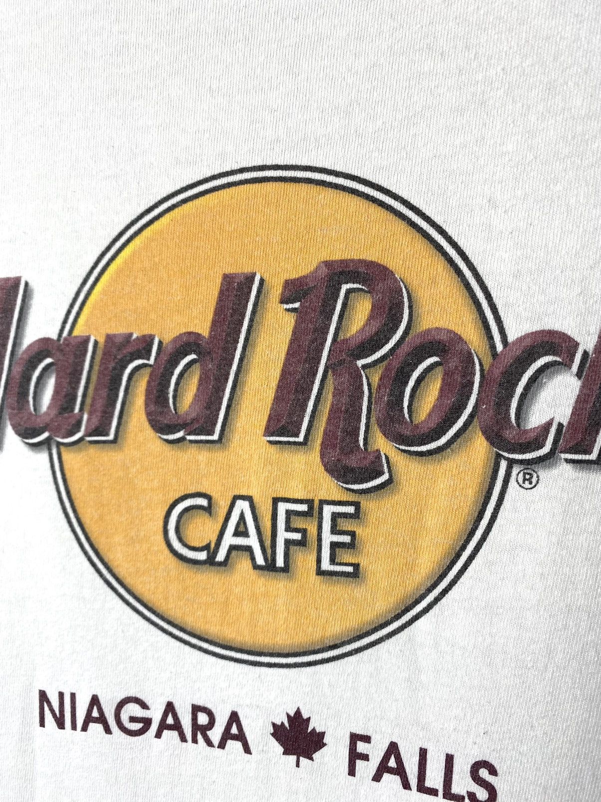 Hard Rock Cafe Vintage 80-90’s Hard Rock Cafe Niagara Falls Canada TShirt Size US M / EU 48-50 / 2 - 3 Thumbnail