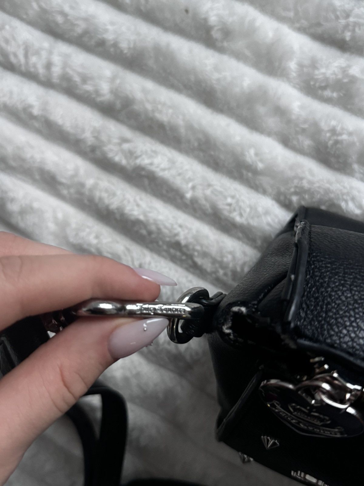 Juicy Couture Juicy Couture Black Faux Leather Barrel Bag Silver Studded Size ONE SIZE - 6 Thumbnail