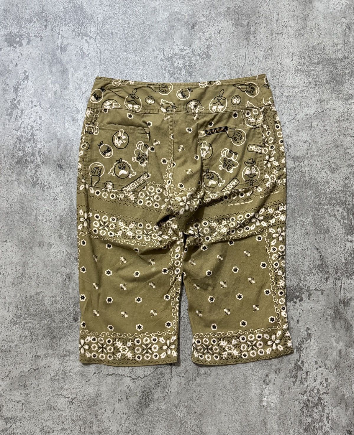 Hysteric Glamour Vintage Hysteric Glamour Bandana Chopped Short Pants Size US 30 / EU 46 - 2 Thumbnail