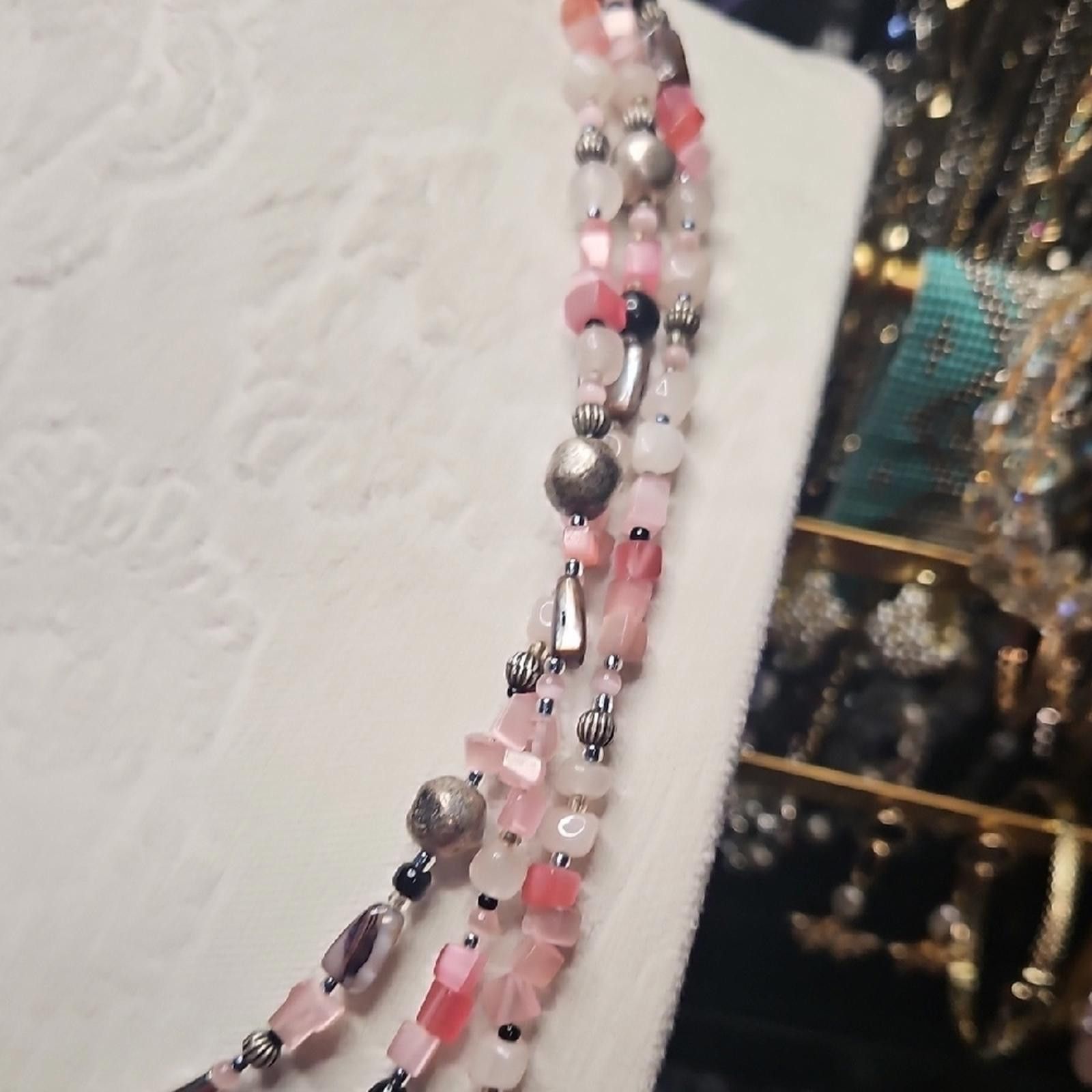 Other Elegant Pink and Silver Beaded Necklace Size ONE SIZE - 4 Thumbnail