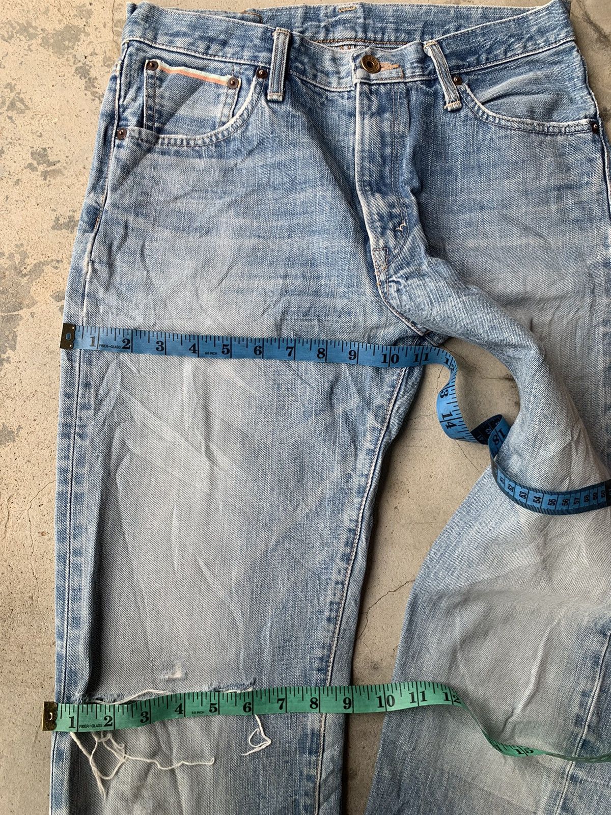 Edwin DISTRESSED EDWIN 505s SELVEDGE. Size US 30 / EU 46 - 8 Thumbnail