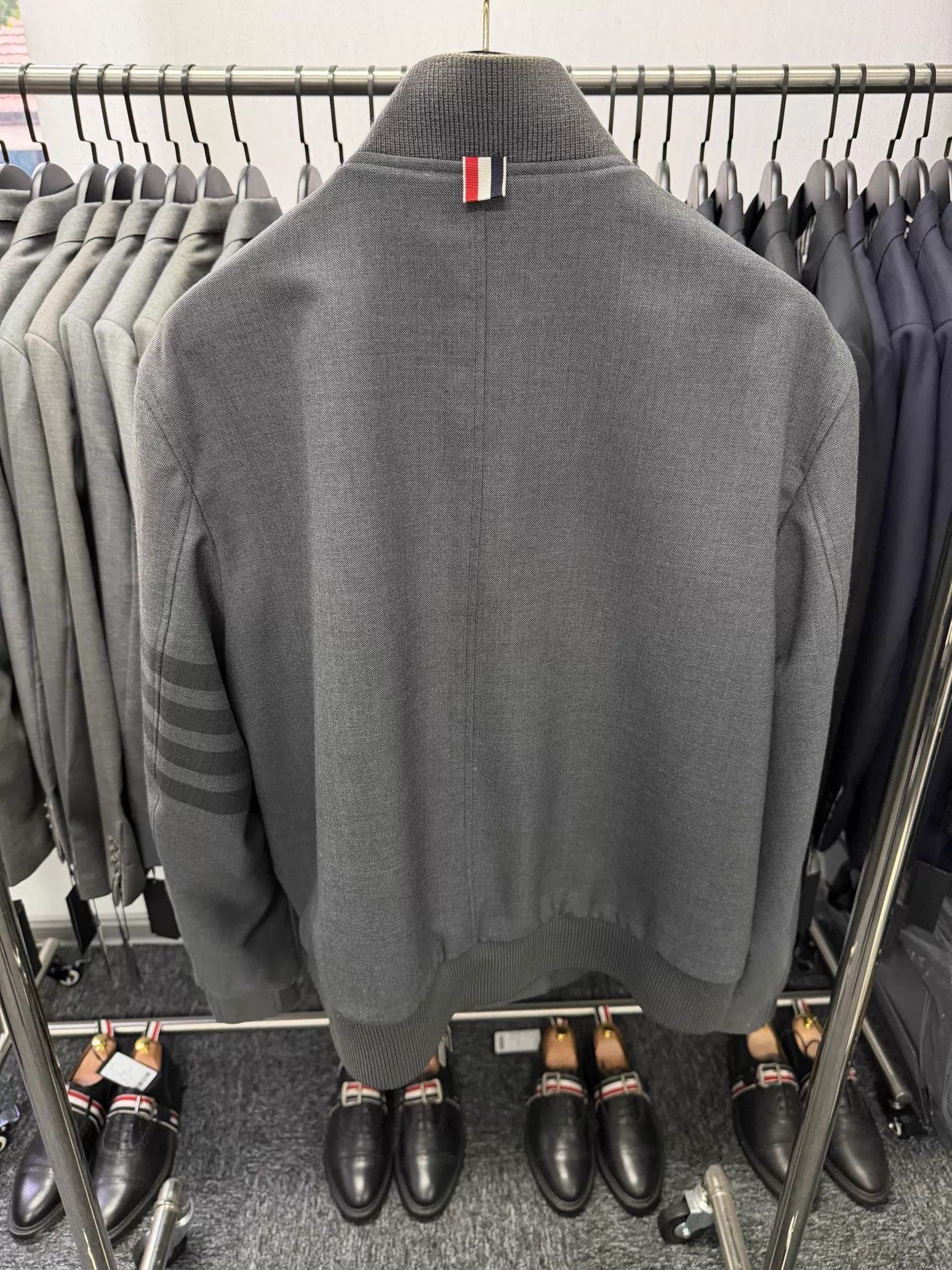 Thom Browne Thom Browne Classic Flight Jacket Dark Gray 4-Bar Stripe Size US L / EU 52-54 / 3 - 2 Thumbnail