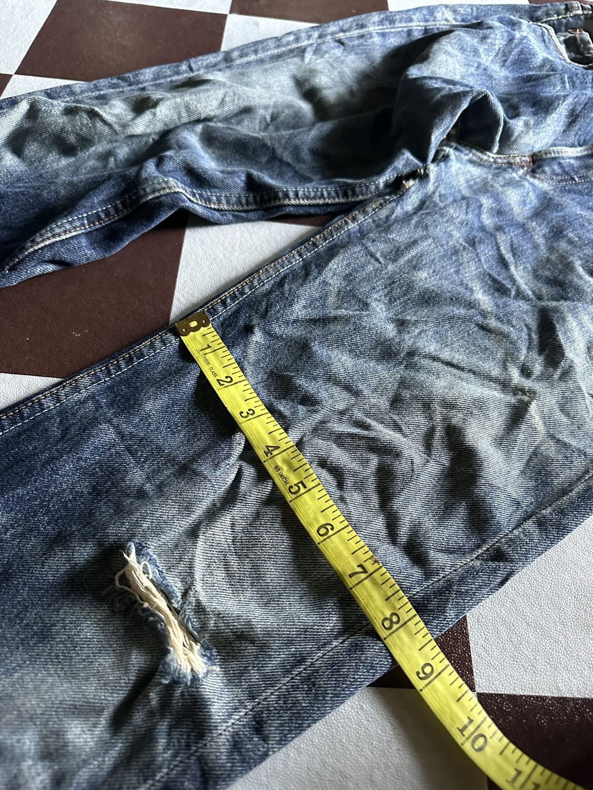 Levi's Levi’s 501 rop button 553 distressed denim jeans Size US 28 / EU 44 - 14 Thumbnail