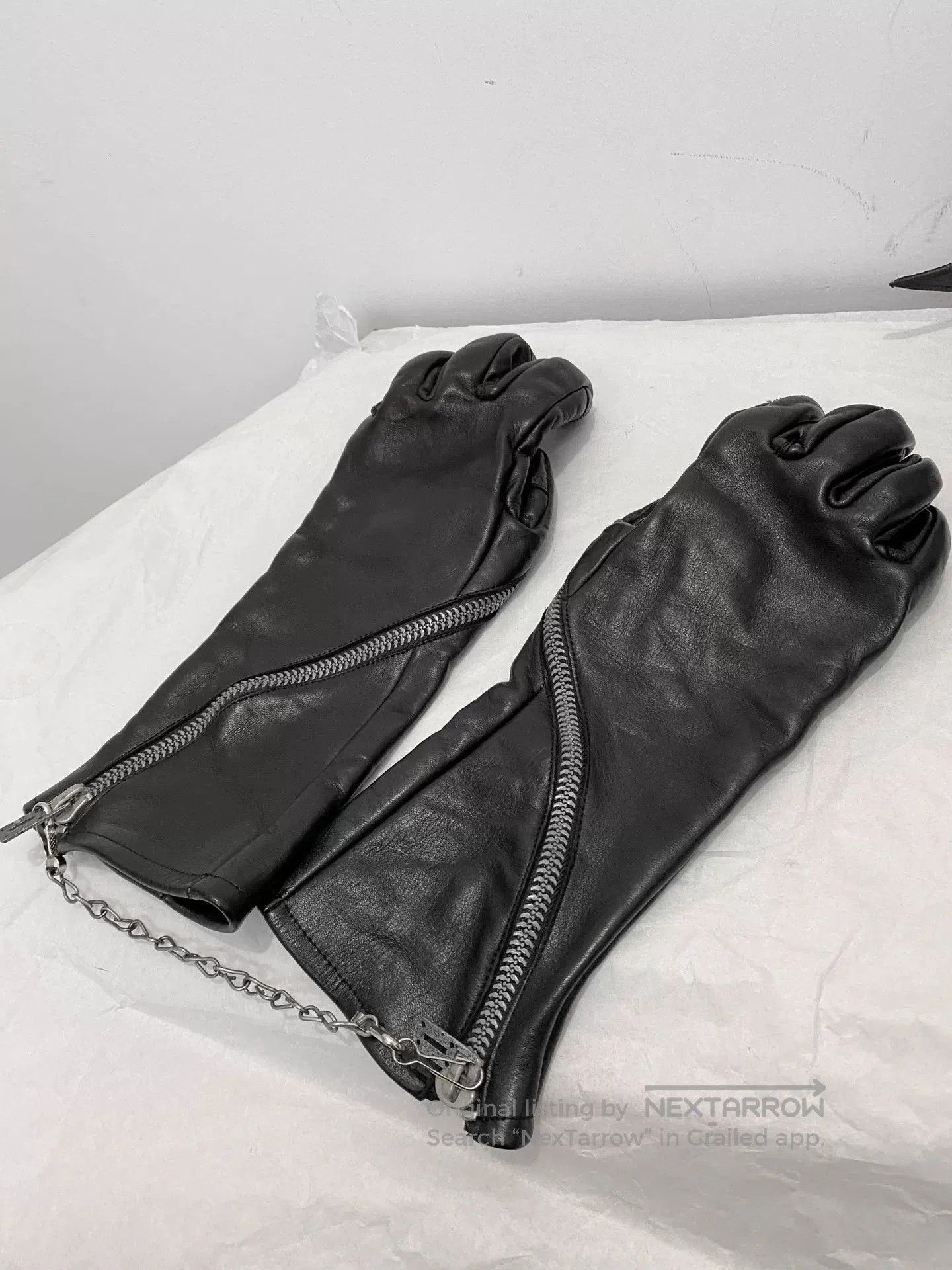 D.Hygen D.HYGEN Dark Horsehide Leather Gloves. Size ONE SIZE - 6 Thumbnail